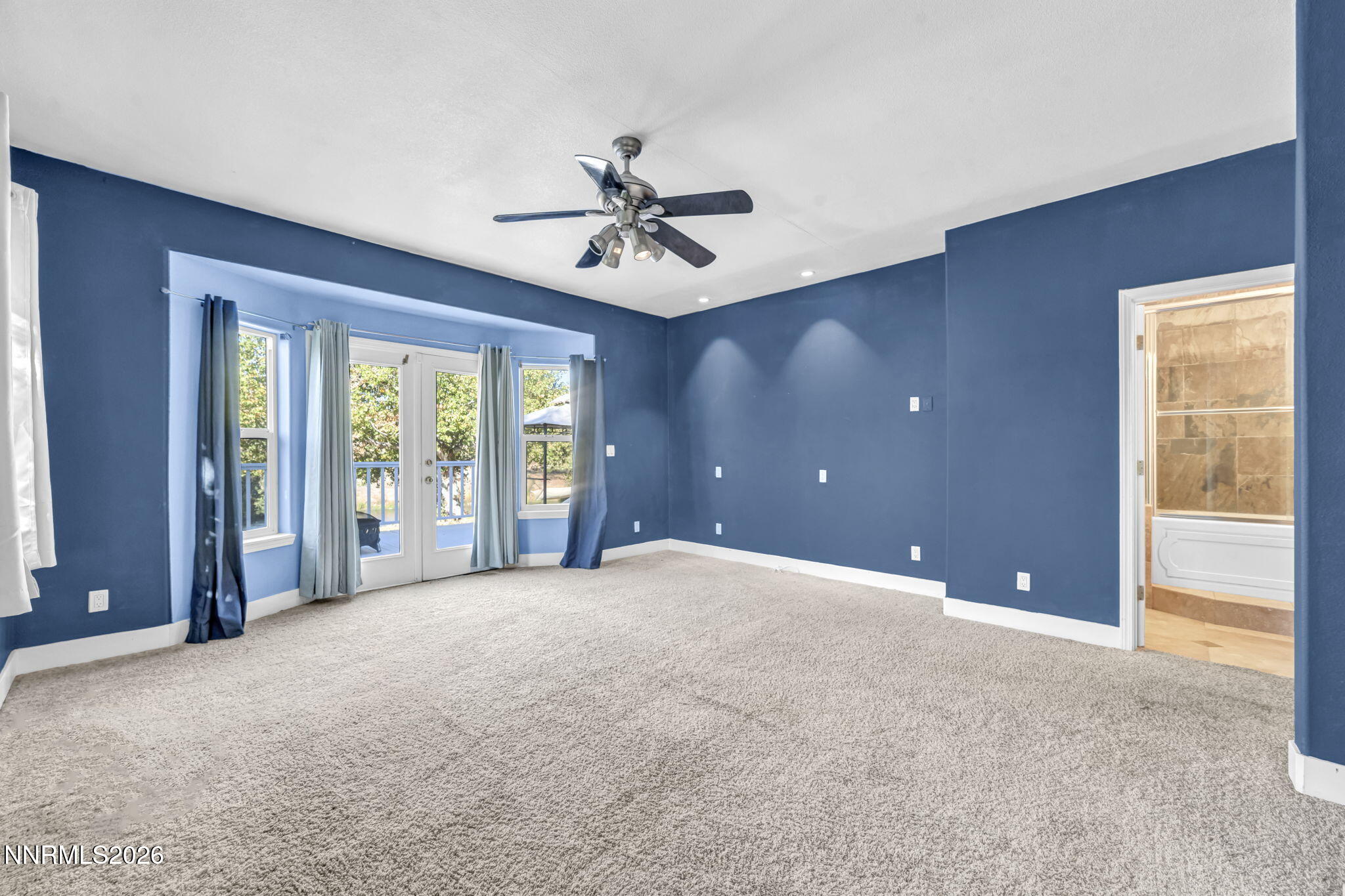 255 Lincoln Highway Property Photo 18