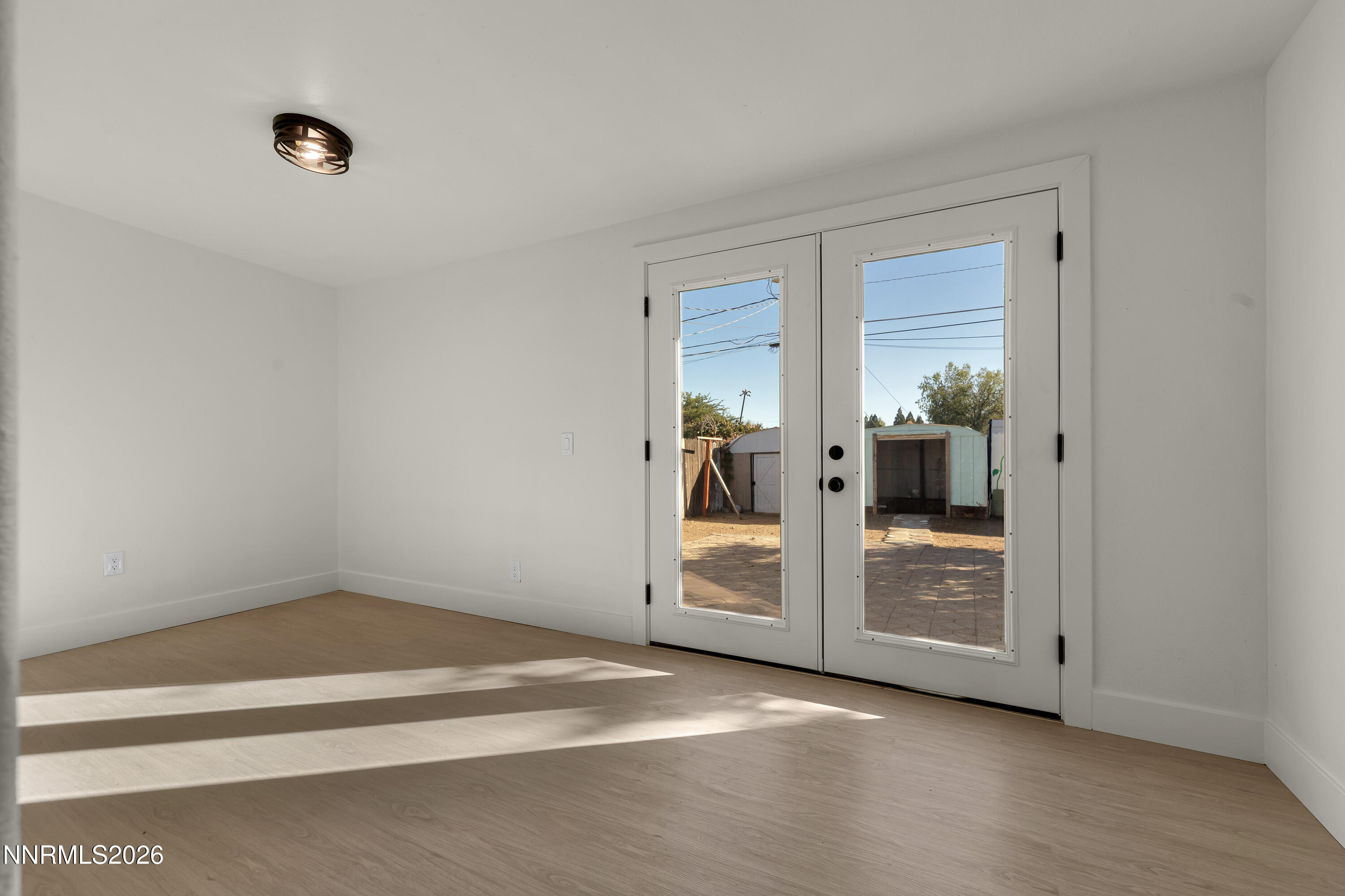 500 Winston Drive Property Photo 3