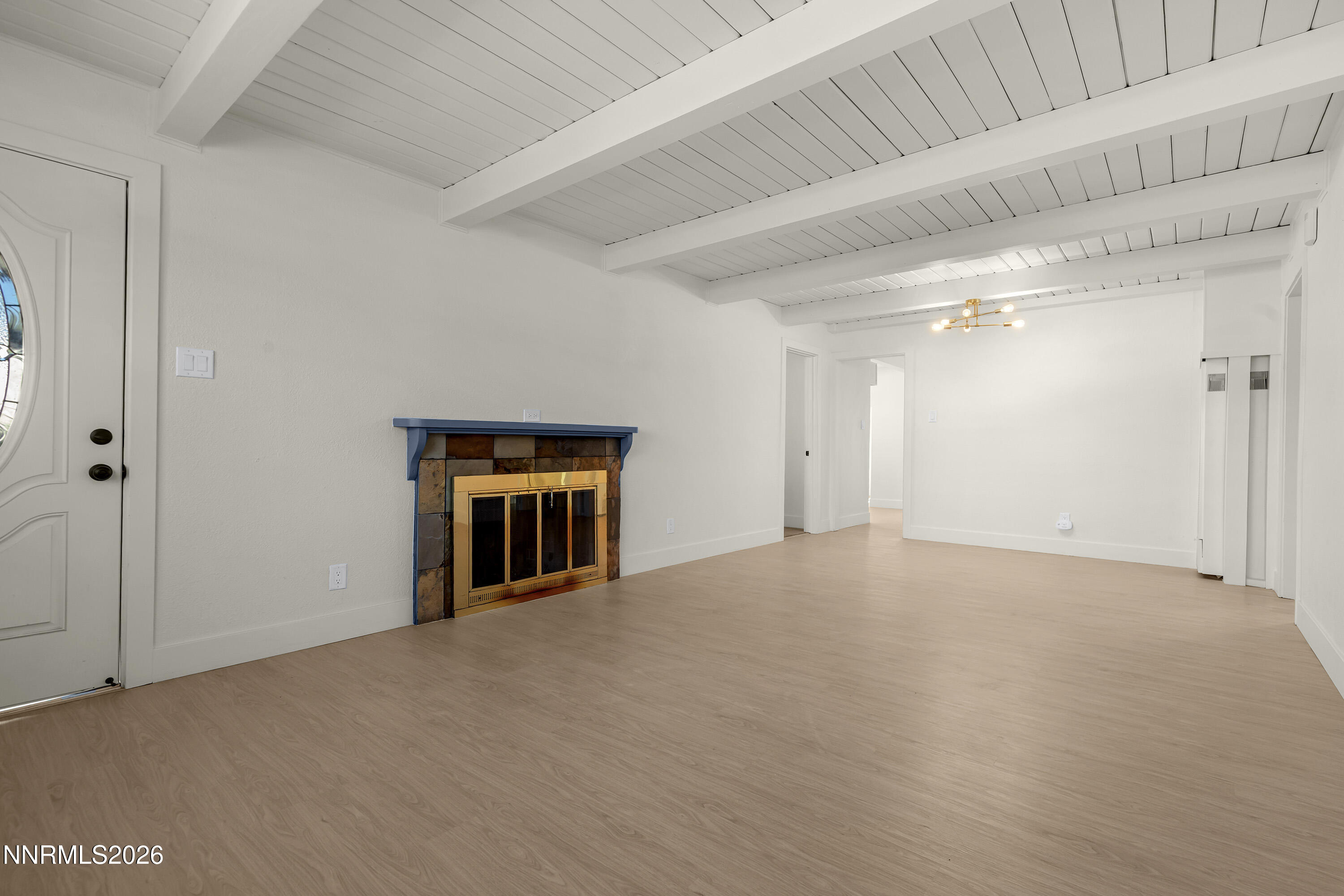 500 Winston Drive Property Photo 6
