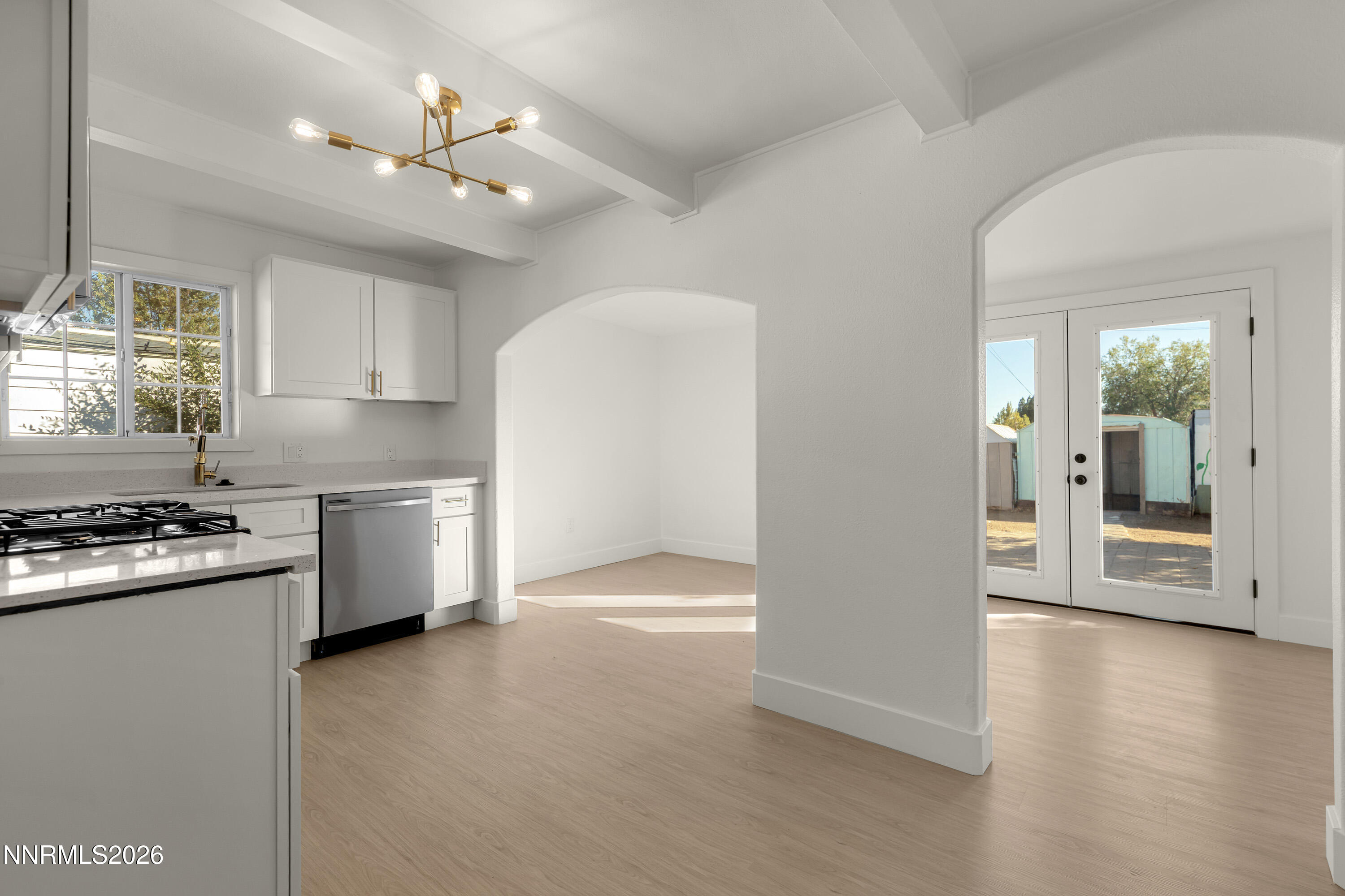 500 Winston Drive Property Photo 10