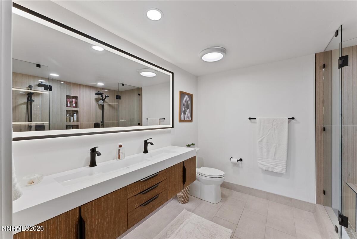 940 Manor Drive Property Photo 24