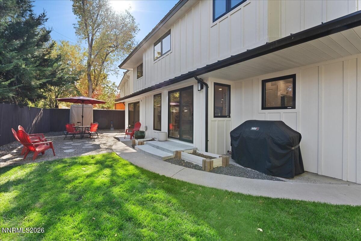 940 Manor Drive Property Photo 33