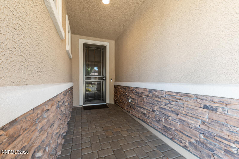 4984 Monrovia Drive Property Photo 4