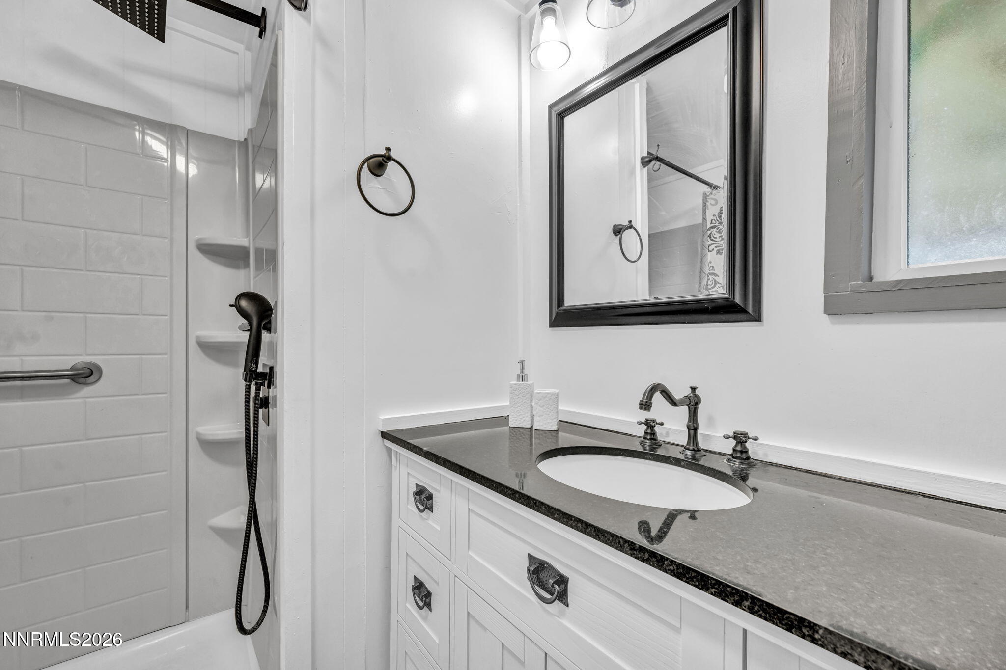 3765 Hummingbird Drive Property Photo 23