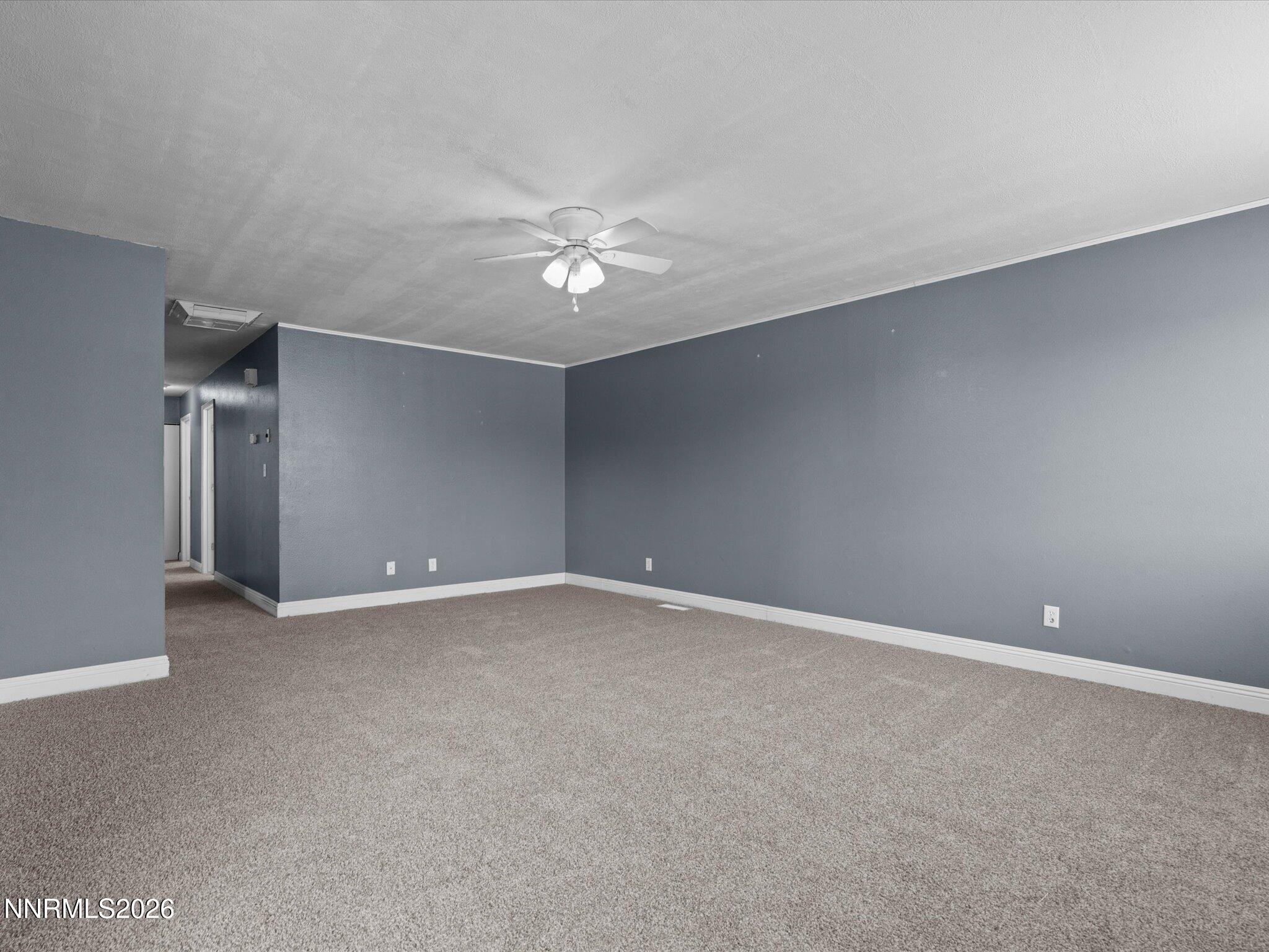 654 Douglas Street Property Photo 3