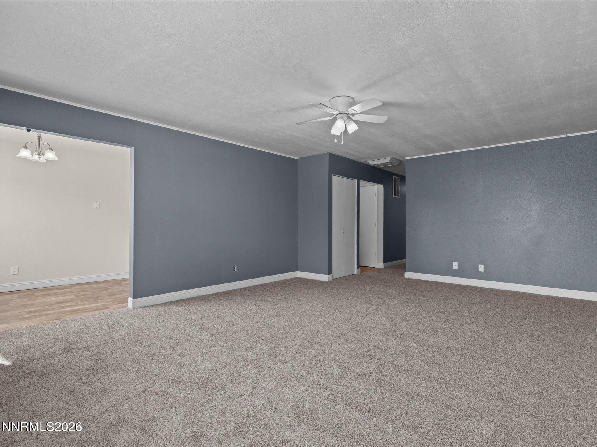 654 Douglas Street Property Photo 4