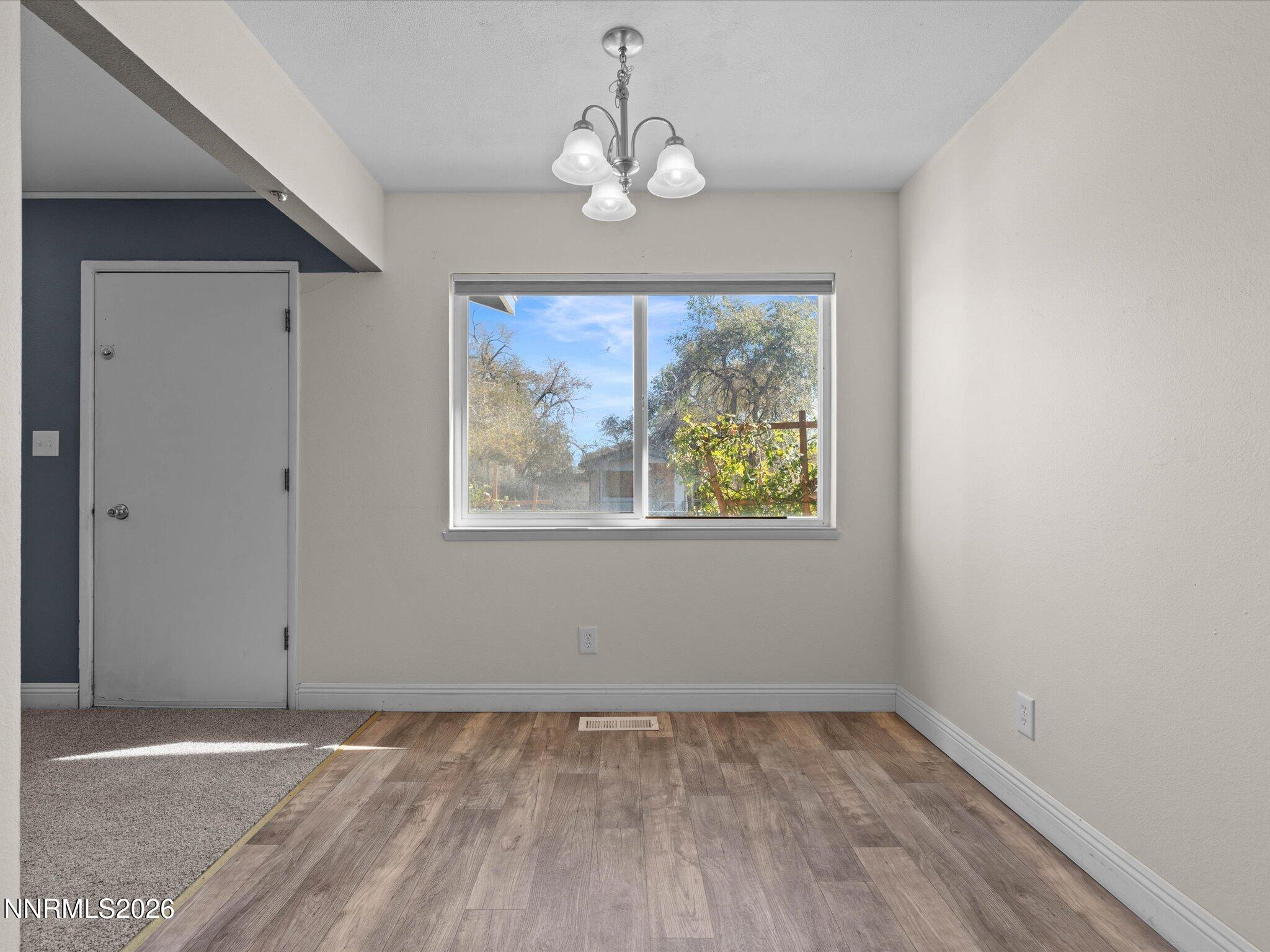 654 Douglas Street Property Photo 9