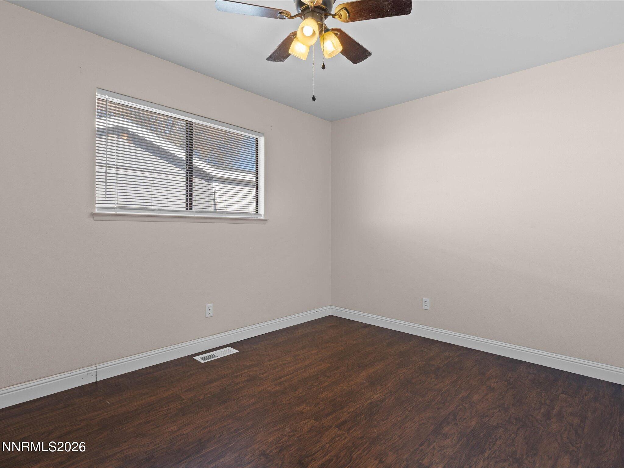 654 Douglas Street Property Photo 16