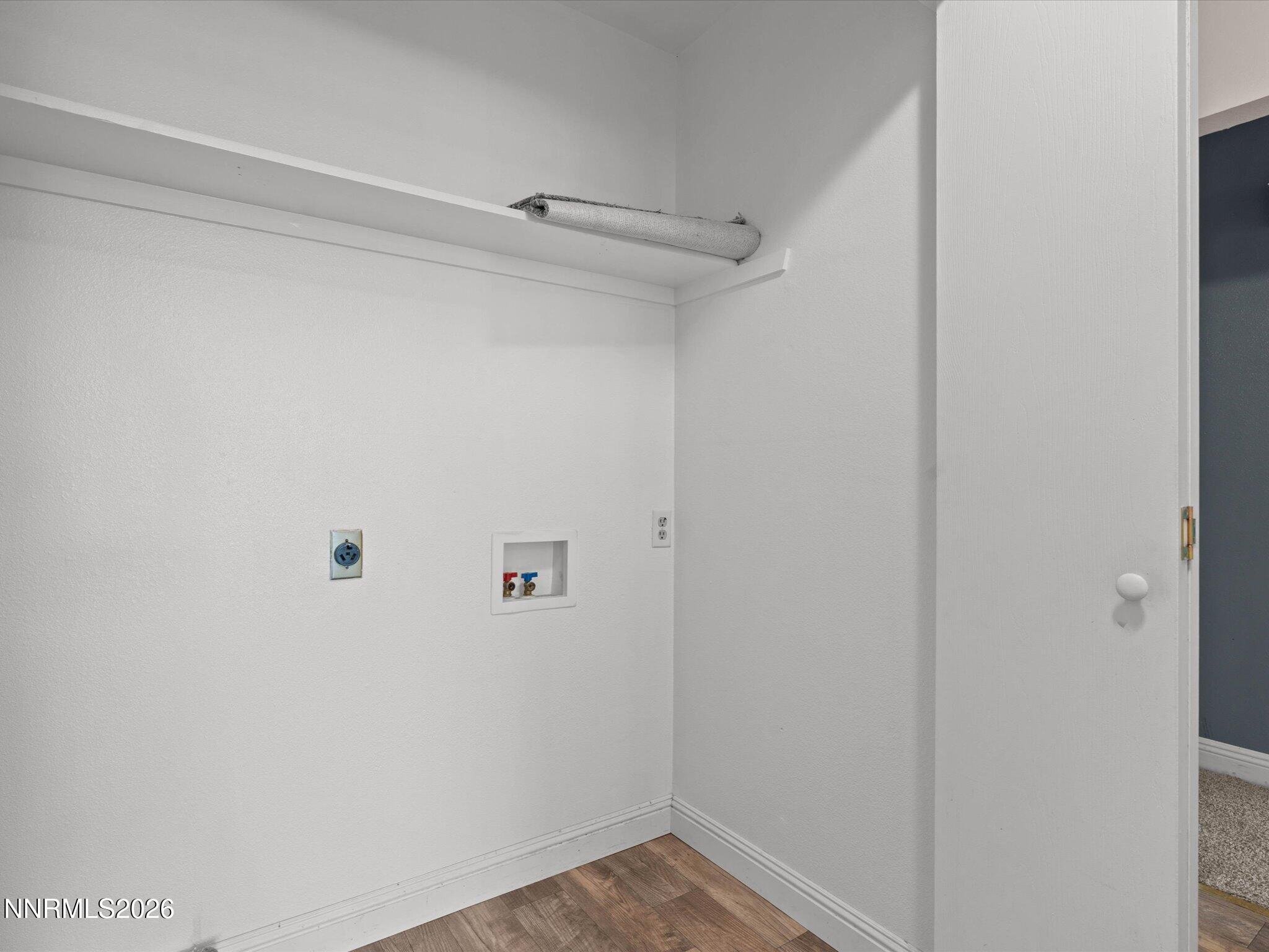 654 Douglas Street Property Photo 20