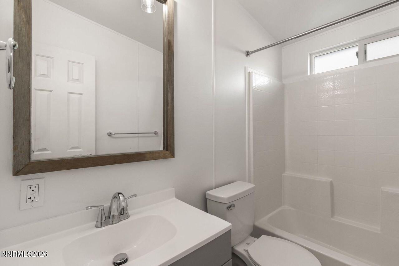 1655 Rio Vista Drive Property Photo 29