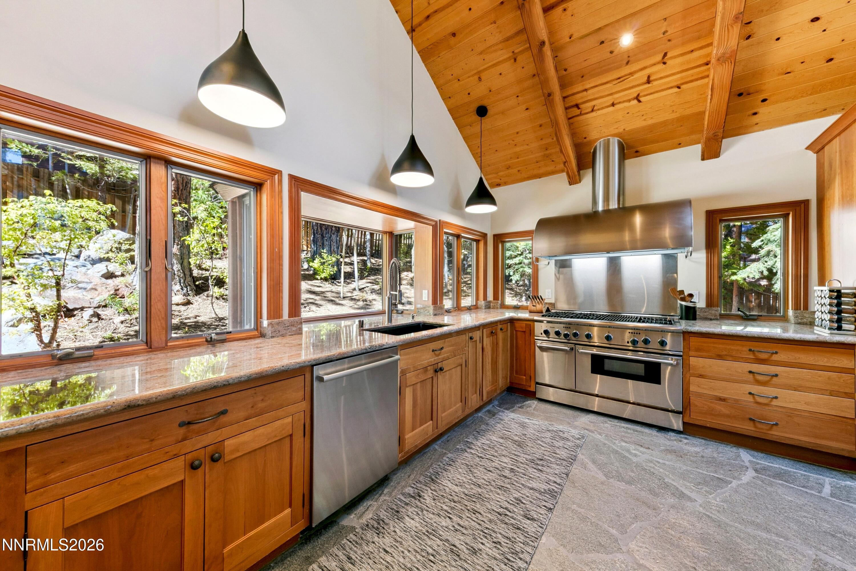 260013241 Property Photo 15