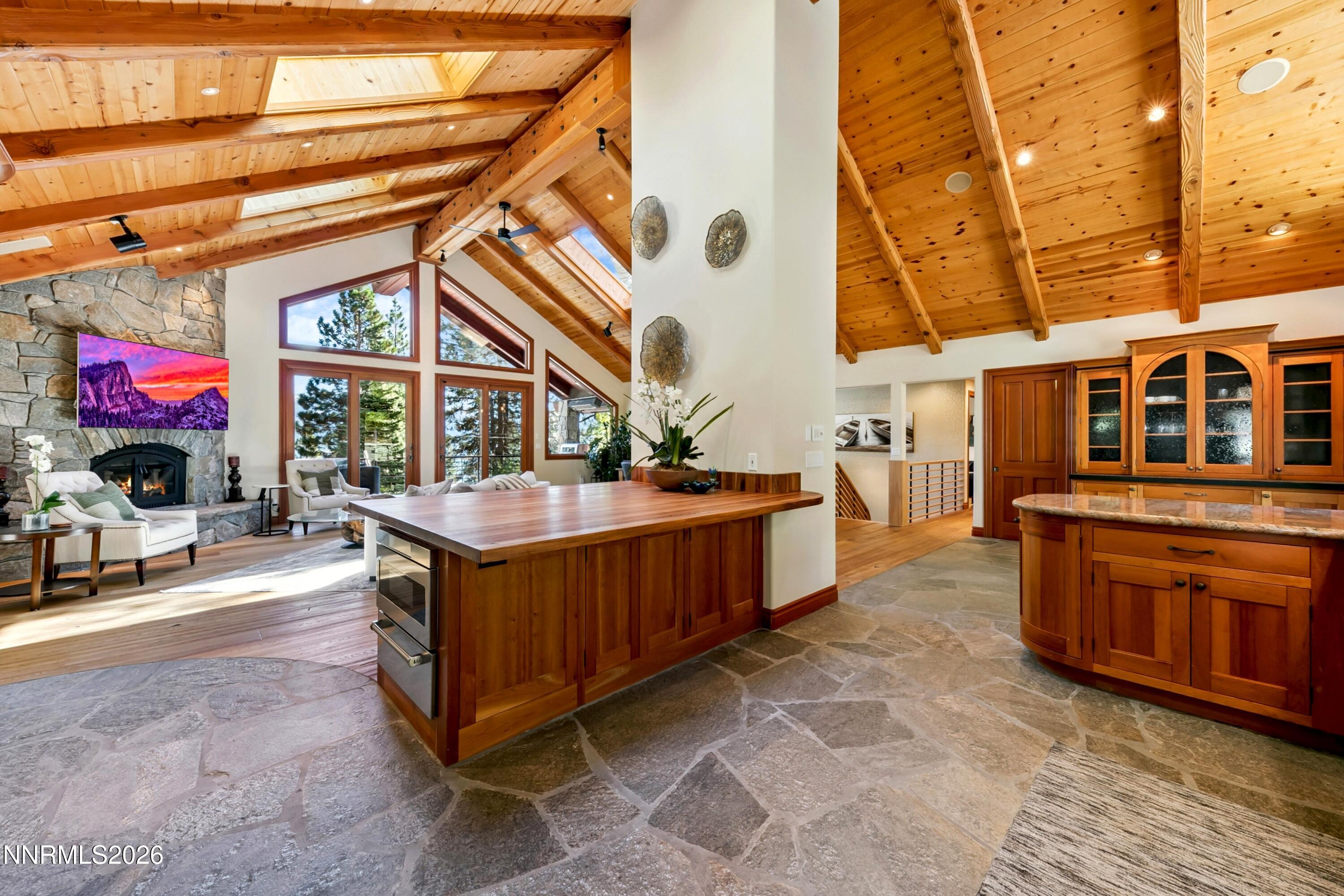 260013241 Property Photo 16