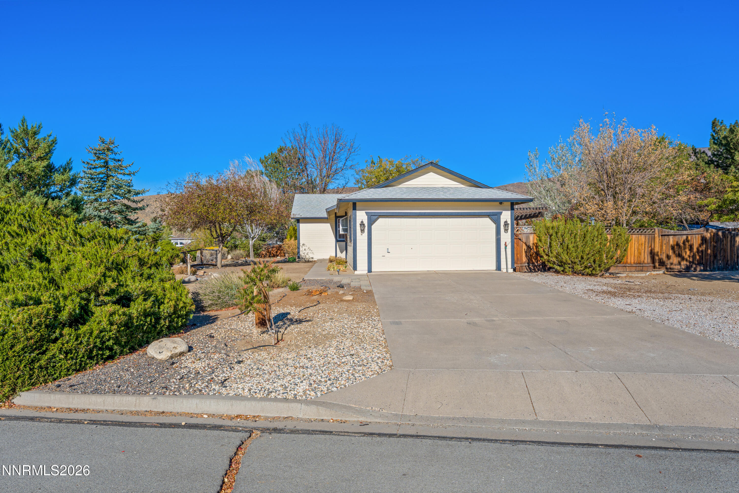17645 Blackbird Drive Property Photo 1