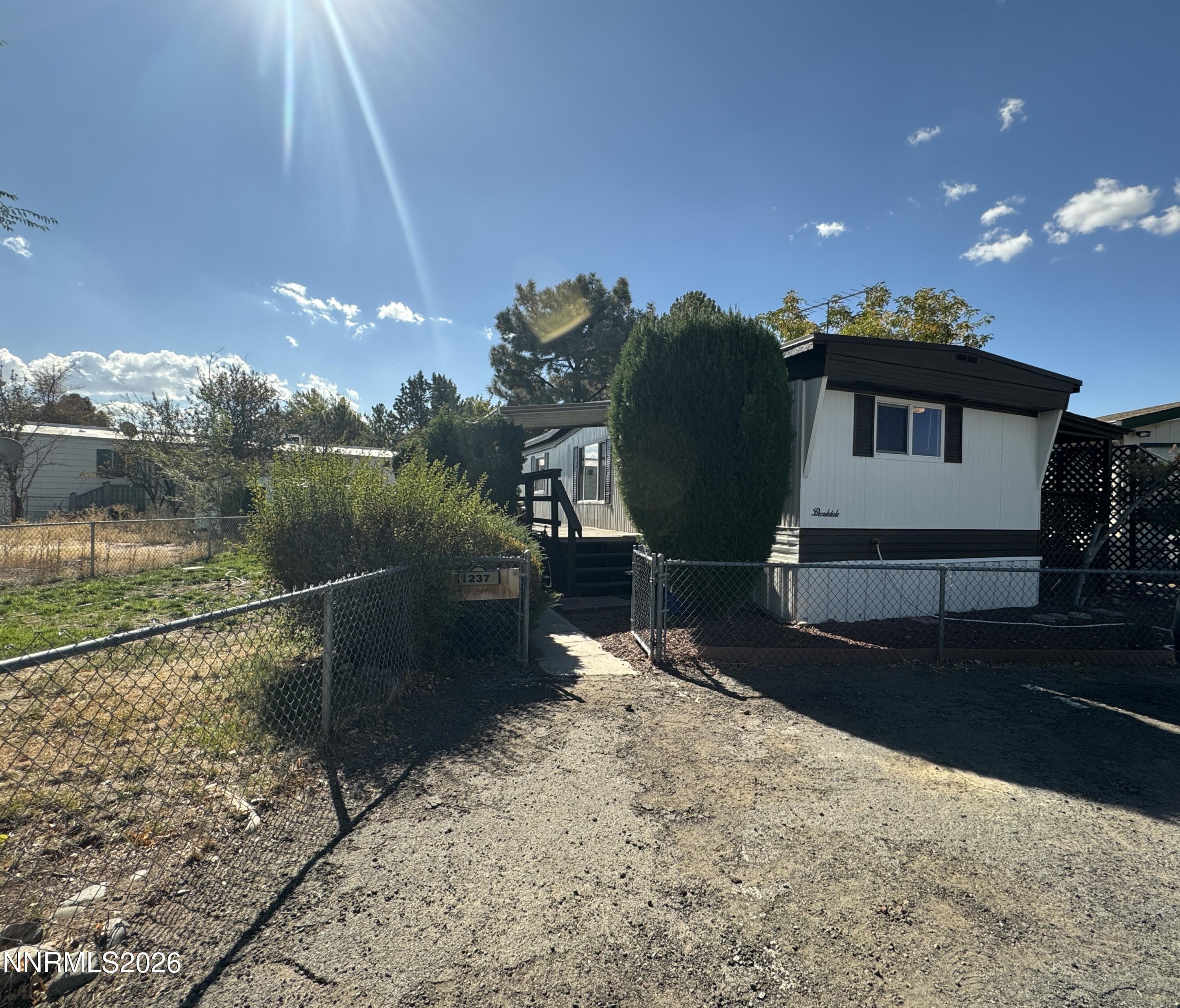 1237 Kingslane Court Property Photo 1