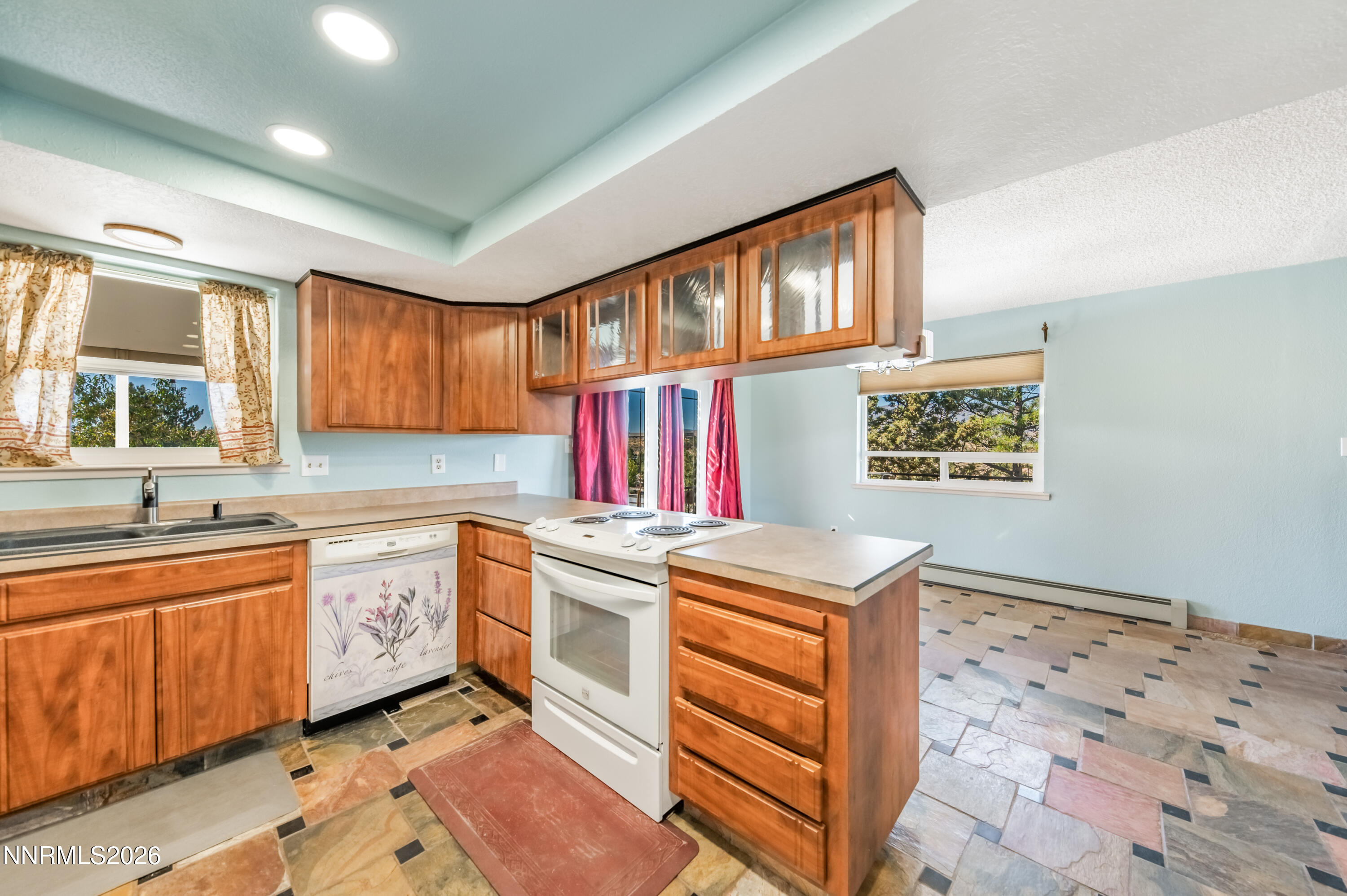 3595 E Golden Valley Road Property Photo 9
