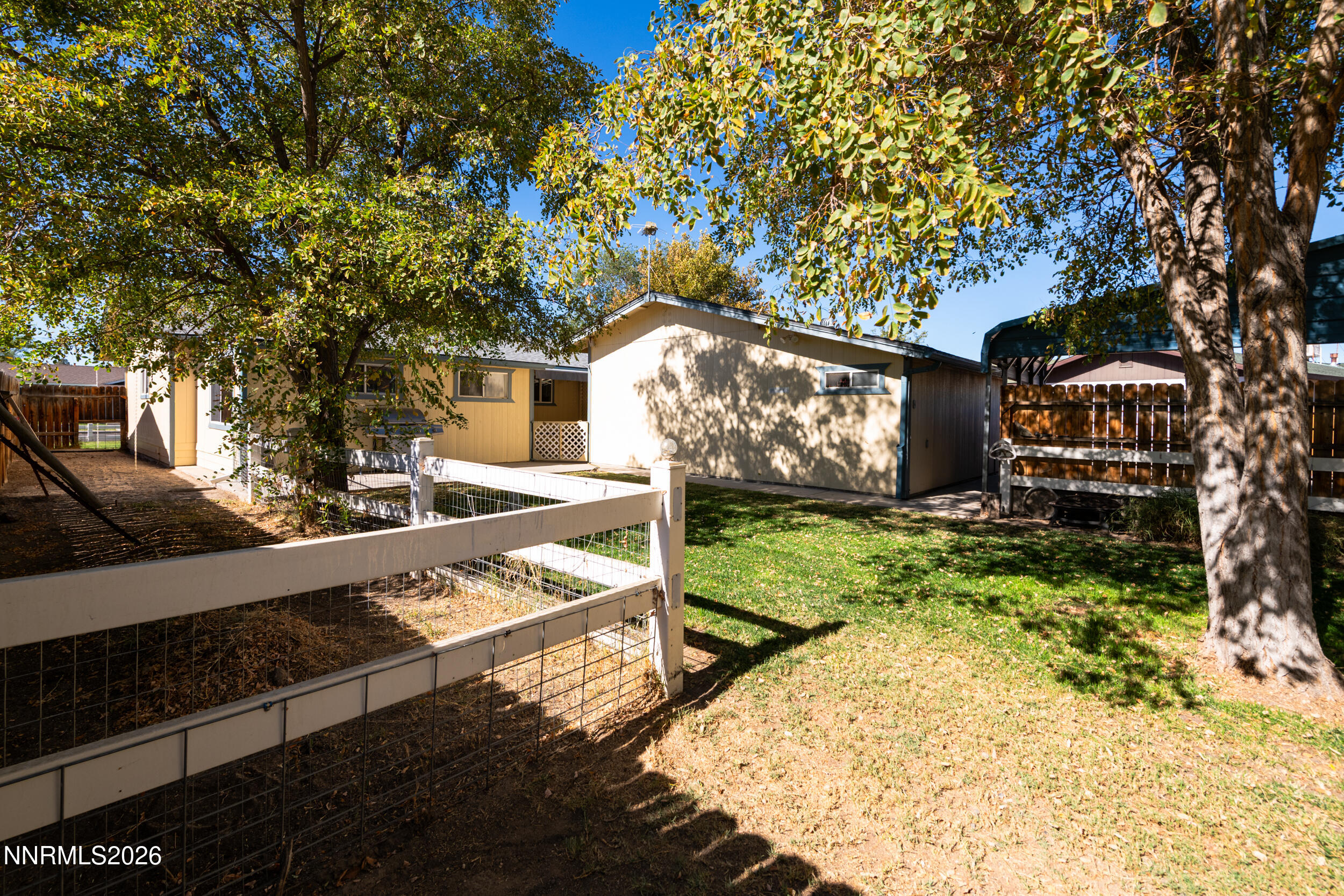 890 Sunset Drive Property Photo 44