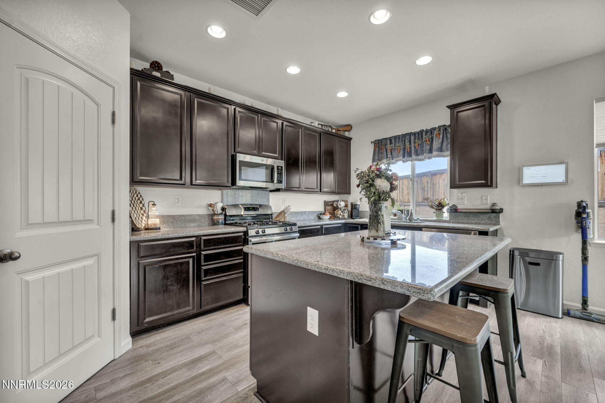2120 Hope Valley Drive Property Photo 10