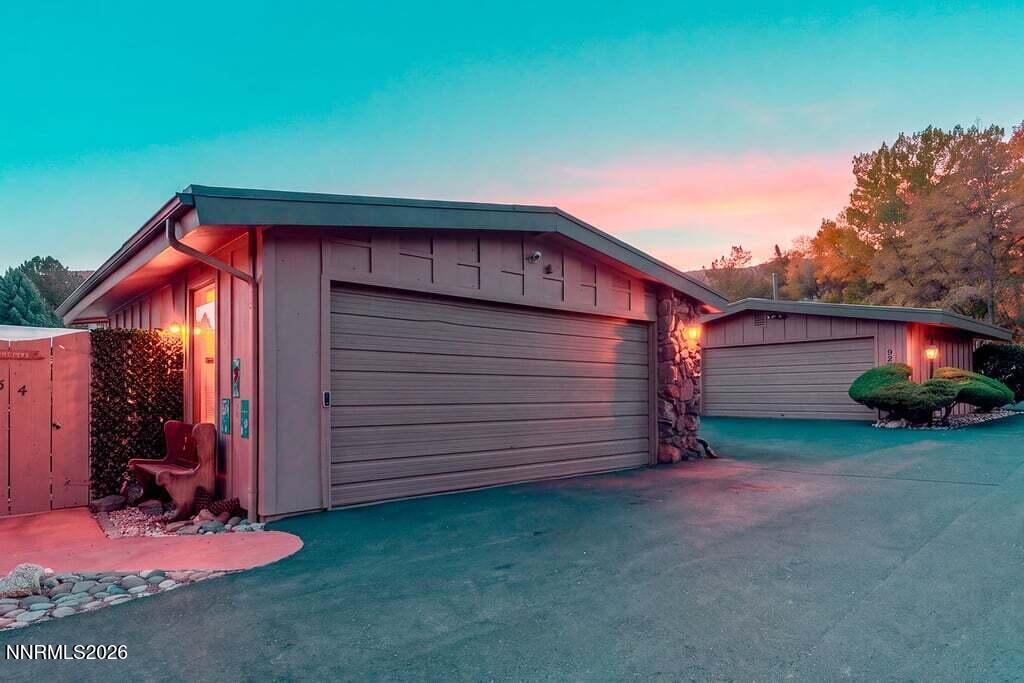 154 Lake Glen Drive Property Photo 1