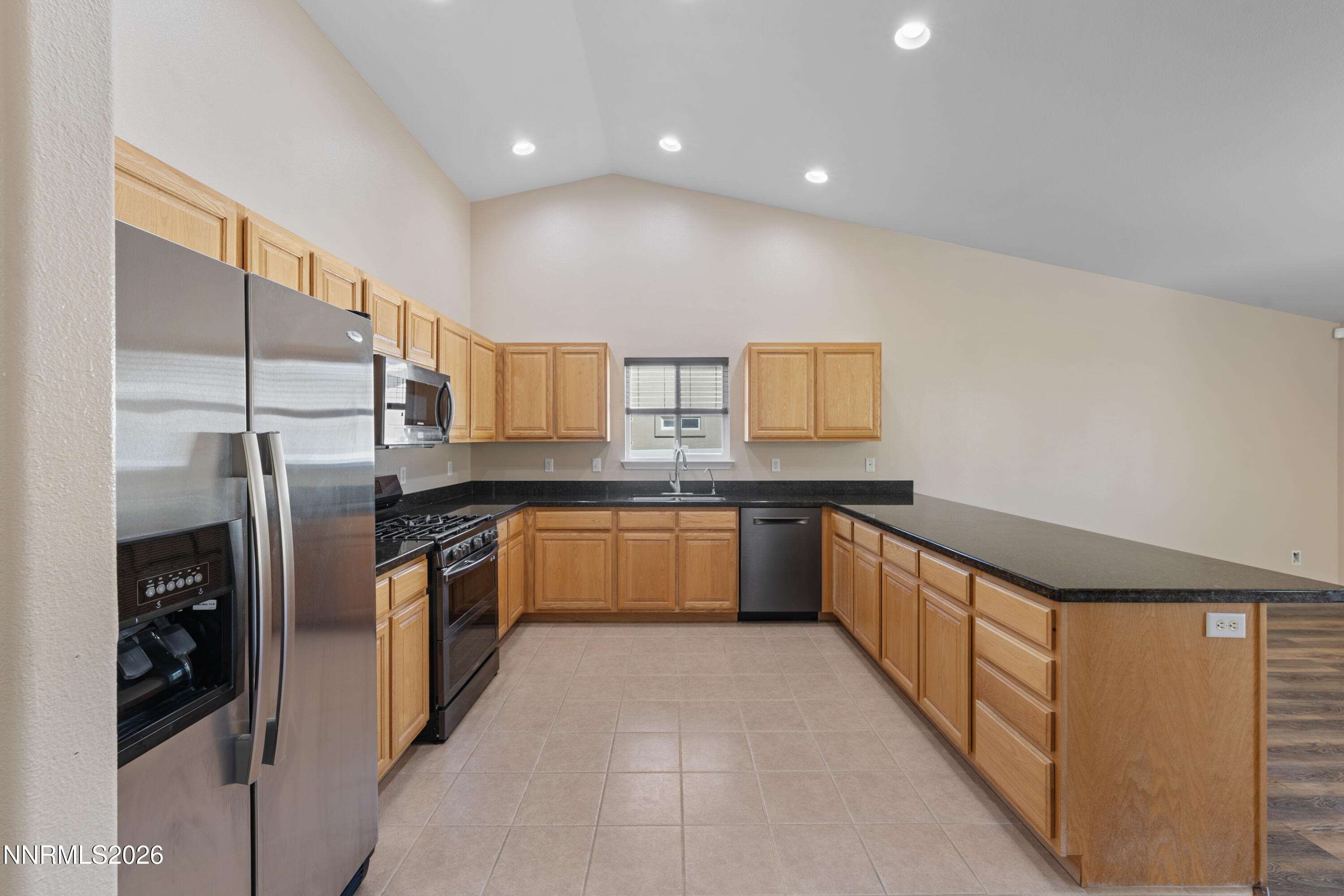 1387 White Bluffs Circle Property Photo 11