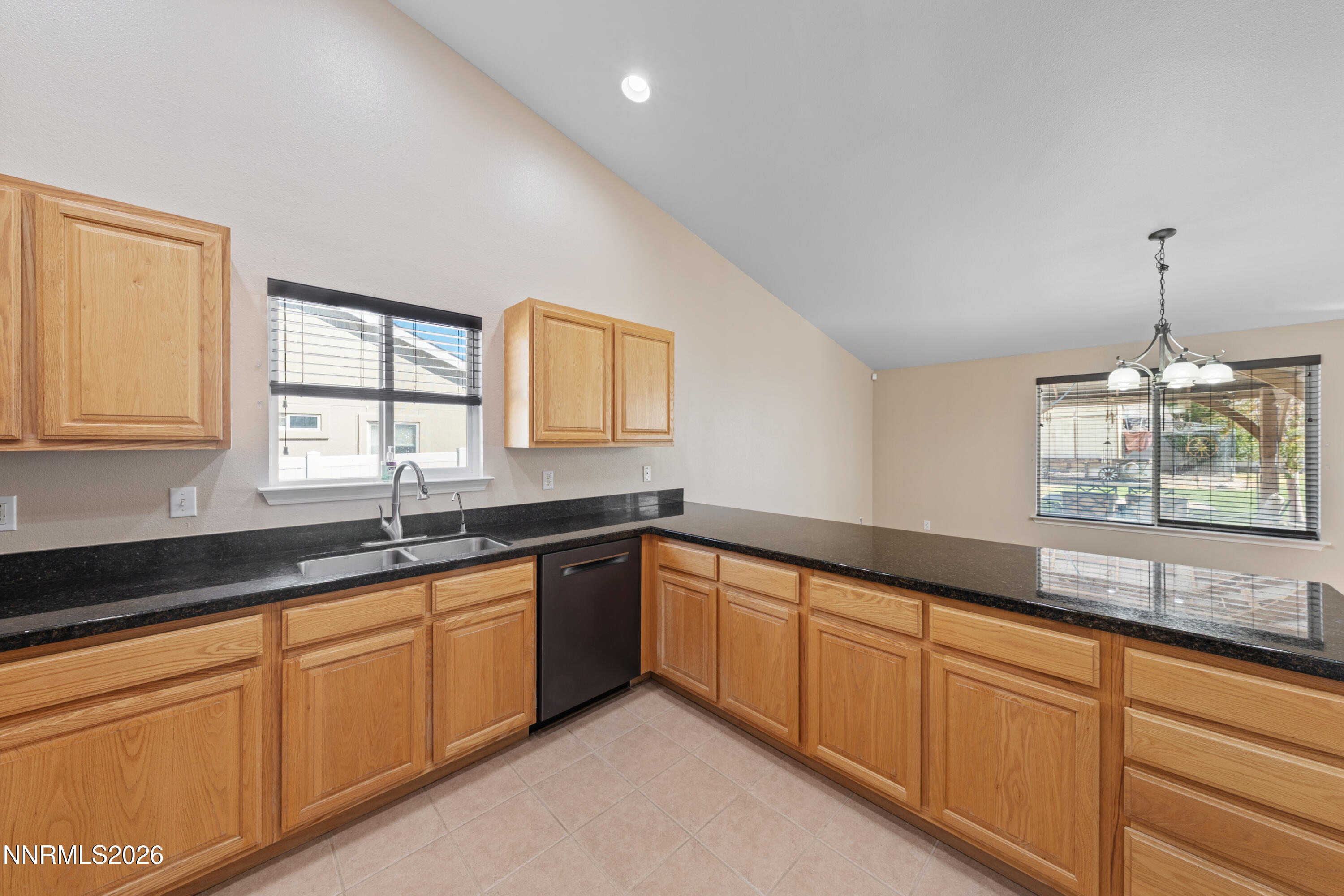 1387 White Bluffs Circle Property Photo 14