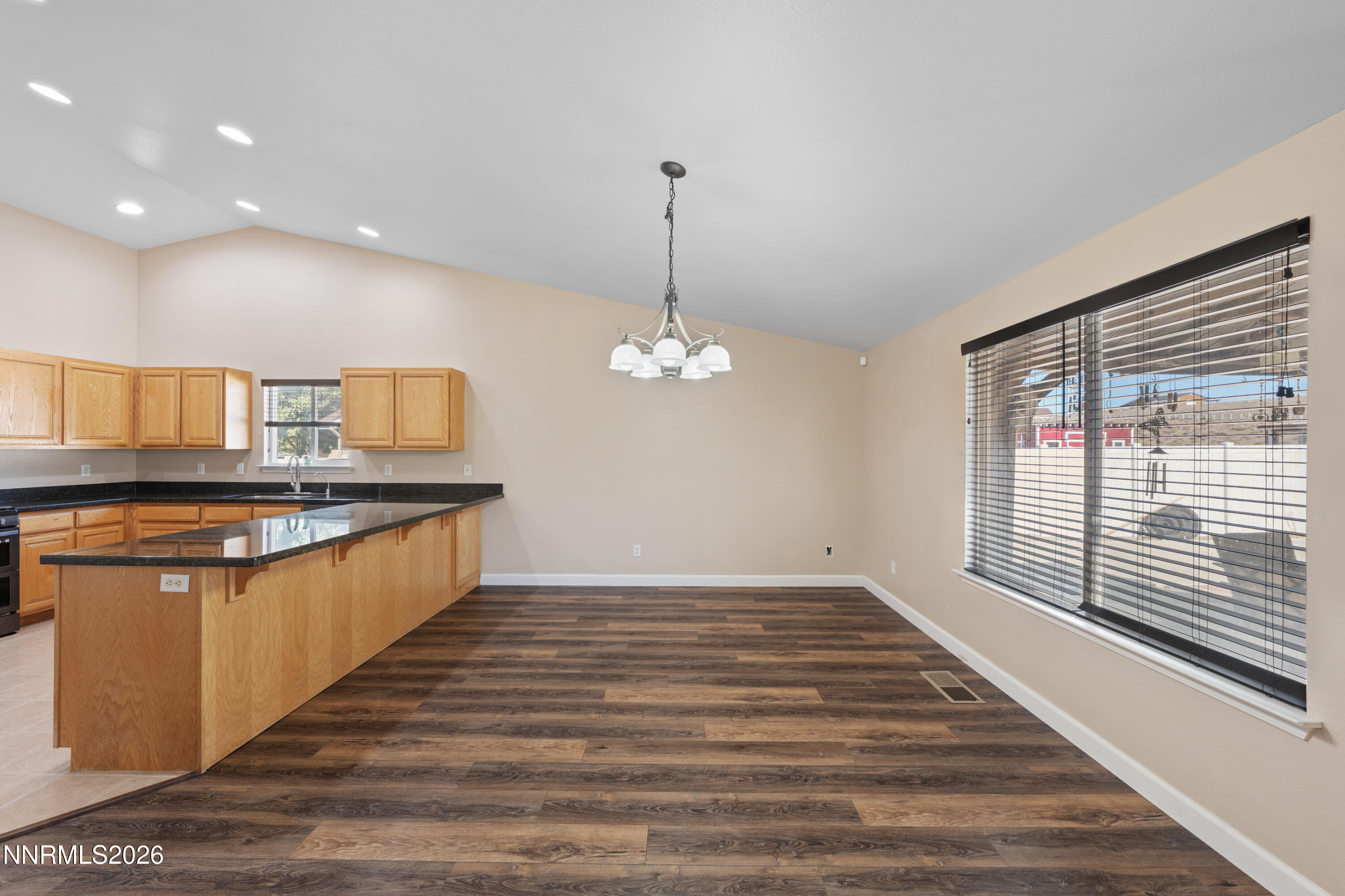 1387 White Bluffs Circle Property Photo 15