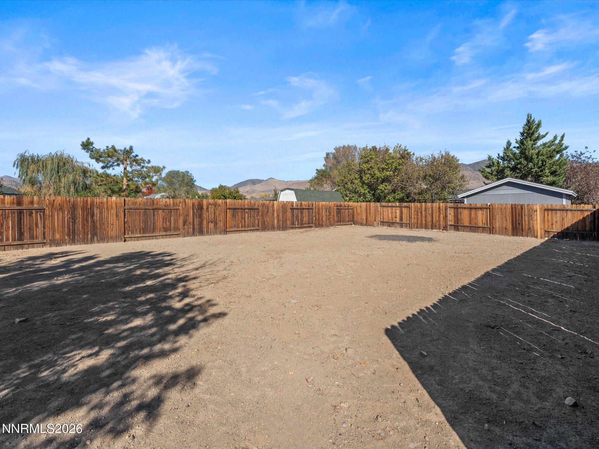 196 Gordon Lane Property Photo 27