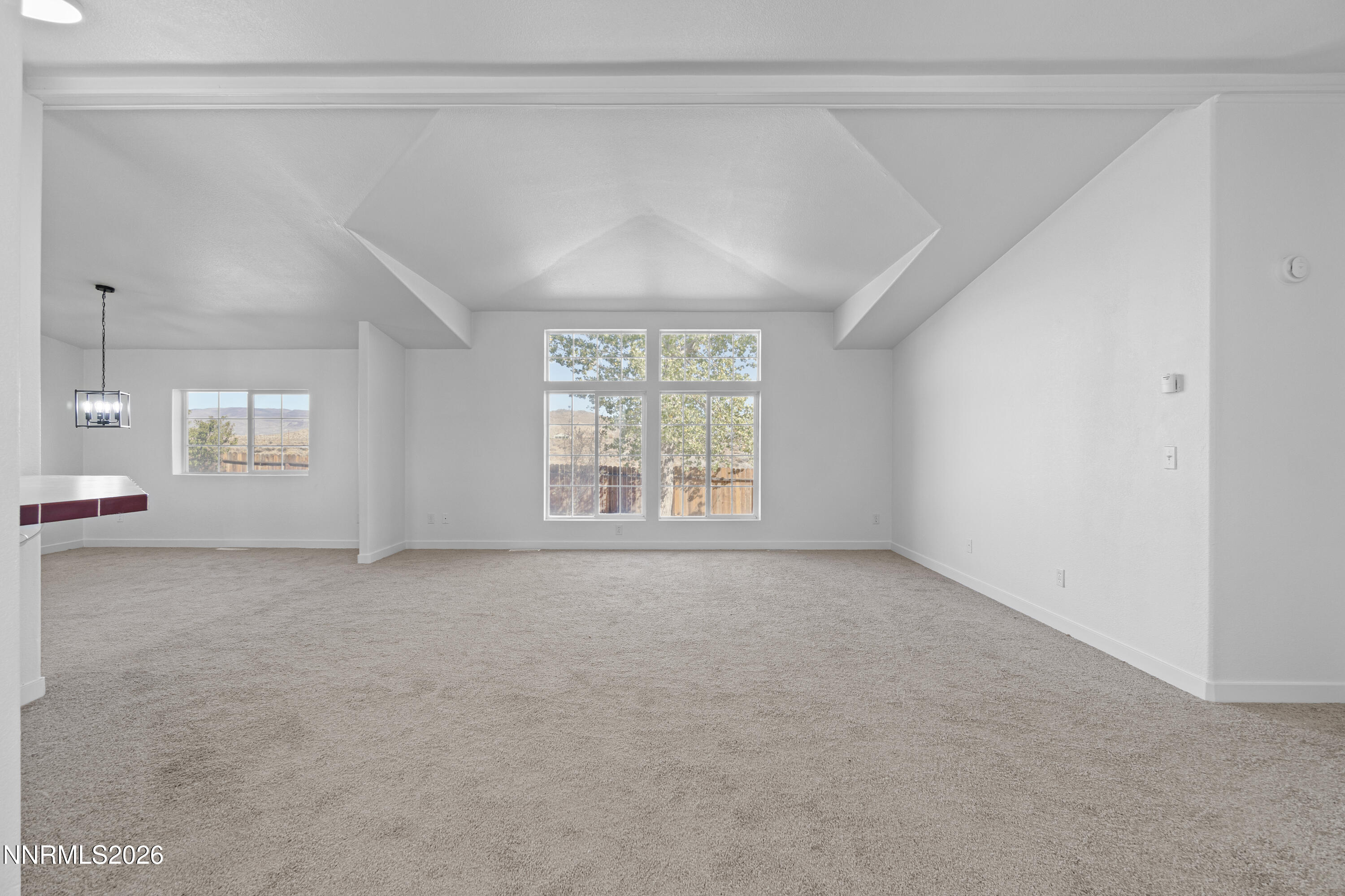 2590 E 4th Street Property Photo 7