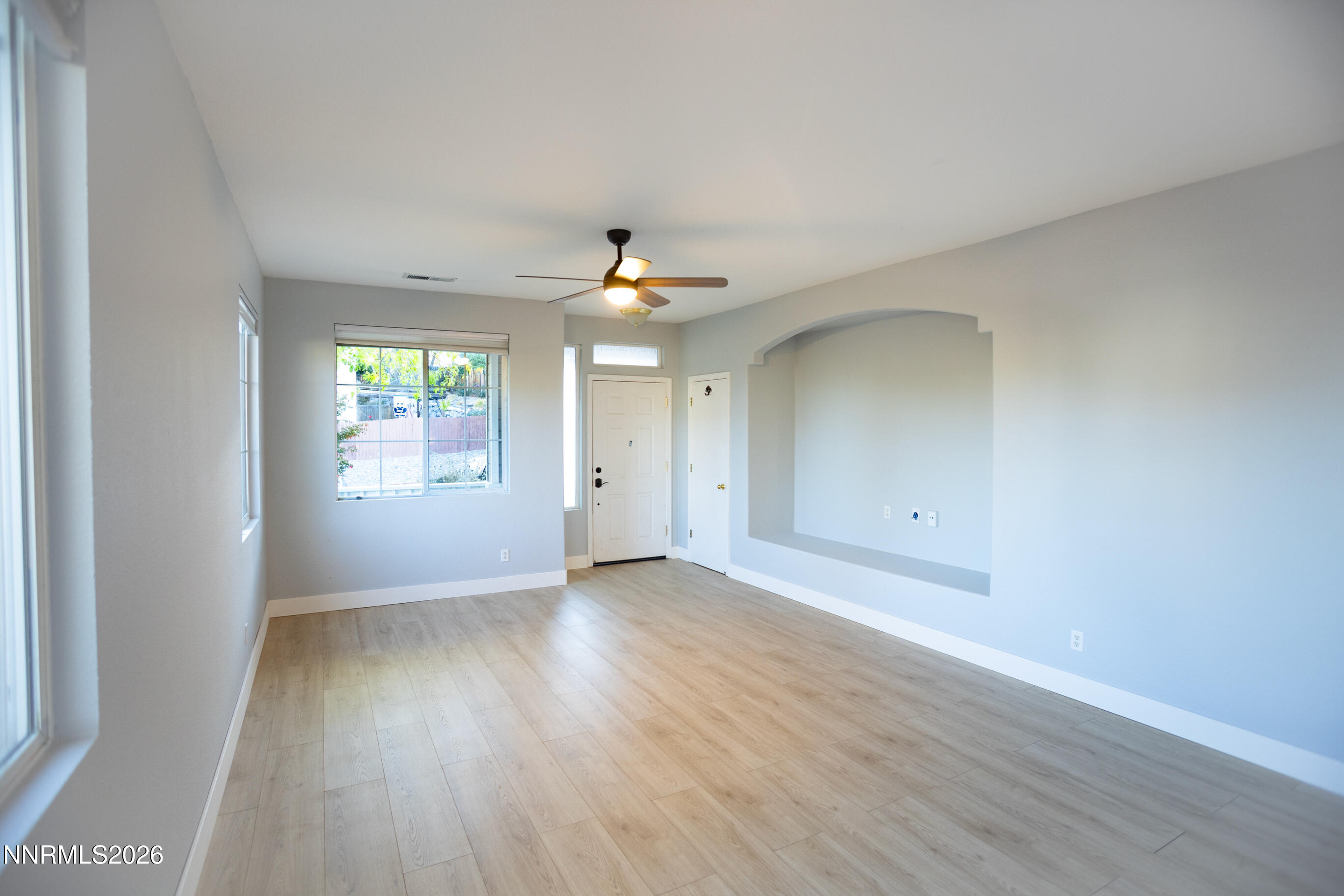 2593 Bentley Drive Property Photo 3