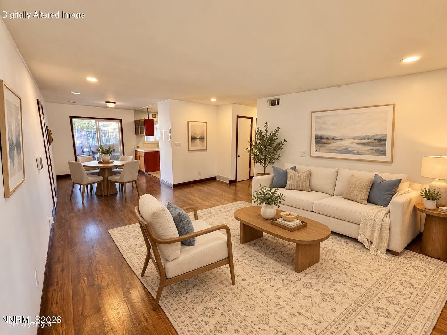 330 Richards Way Property Photo 3