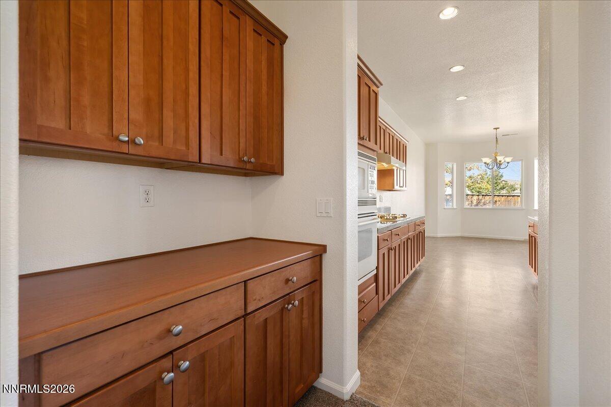 1627 Gemtown Drive Property Photo 18