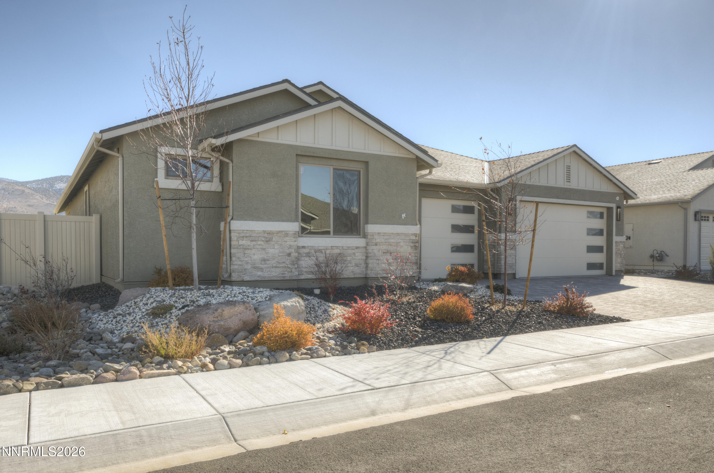 607 Riverbed Circle Property Photo 1