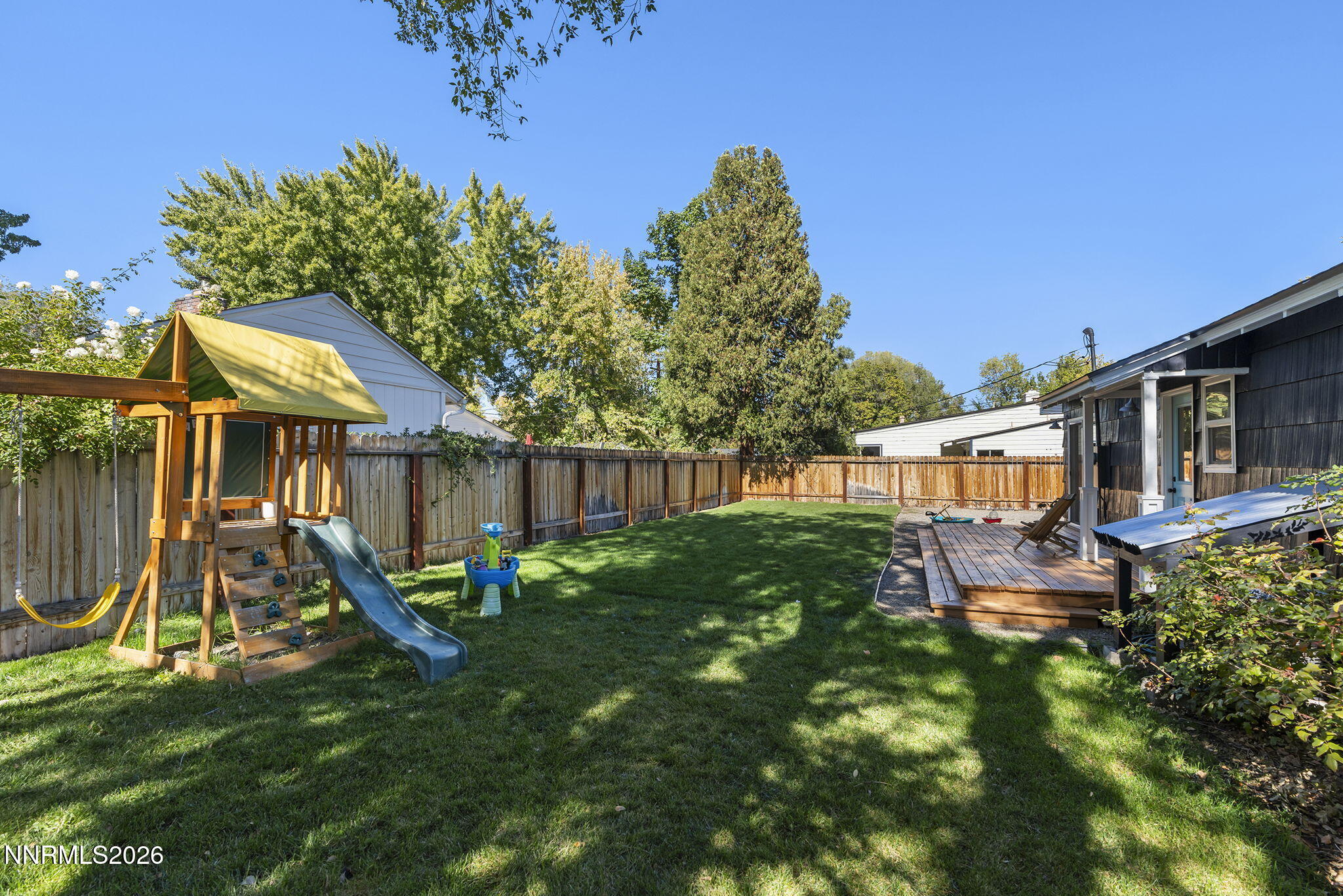1055 Primrose Street Property Photo 22
