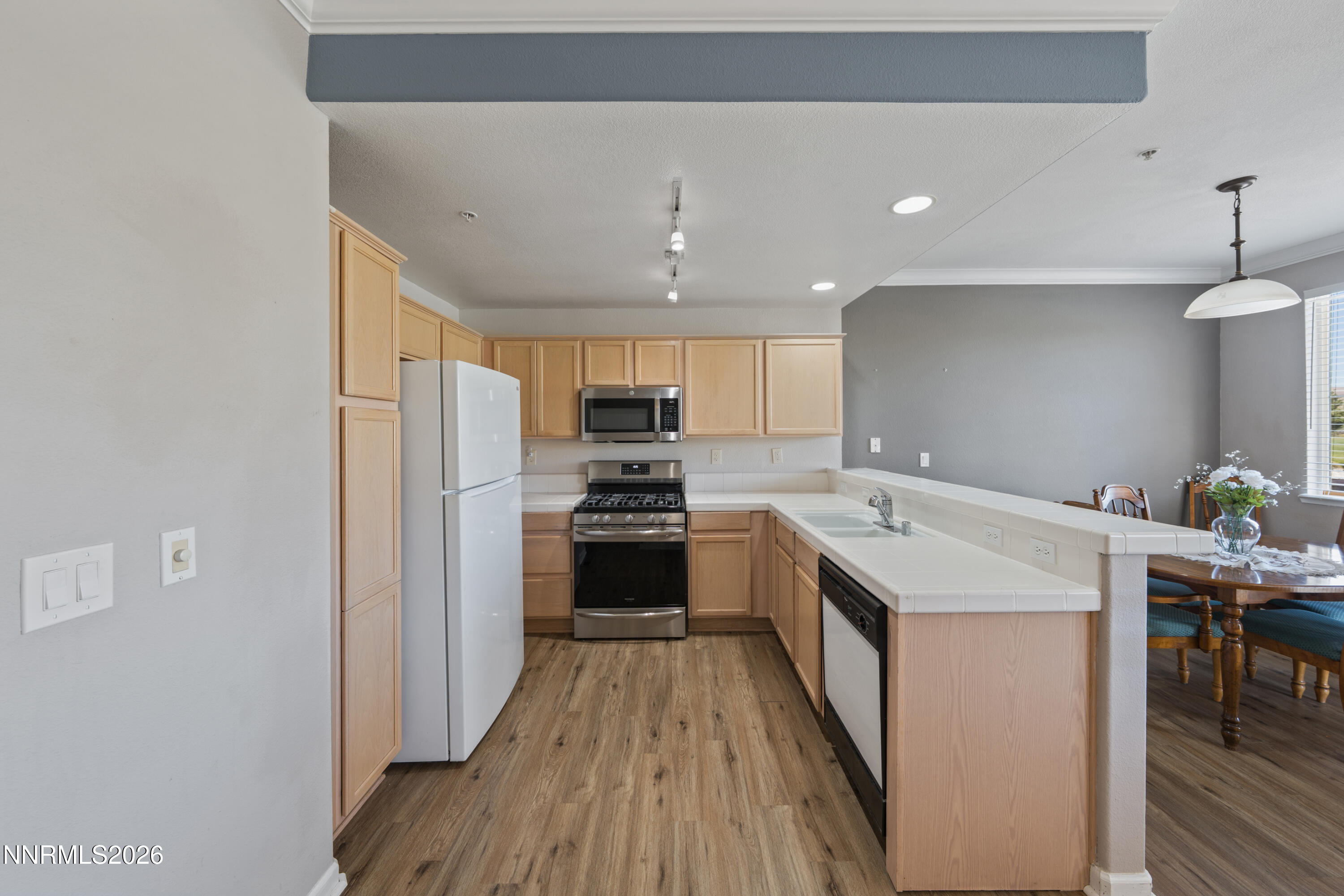6230 Ingleston Drive Apt 215 Property Photo 10