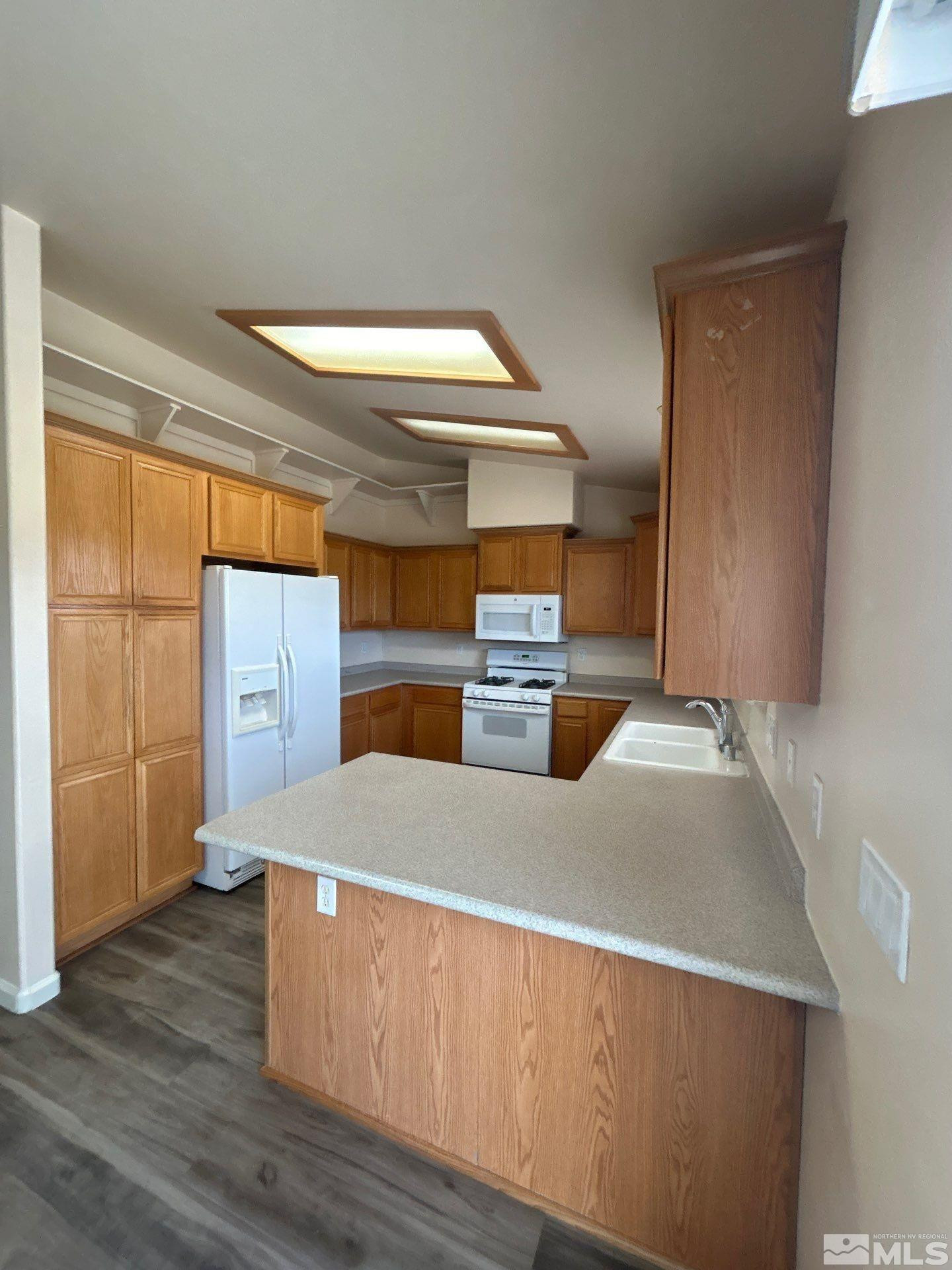455 Mallard Way Property Photo 8