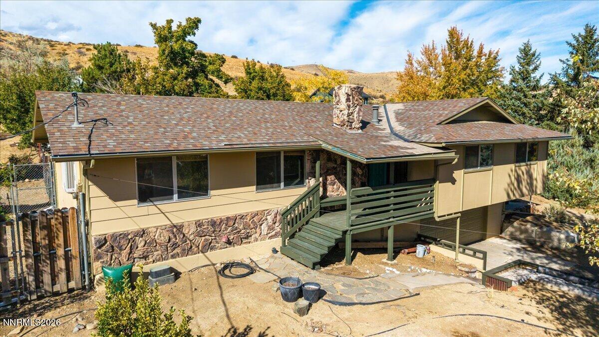 305 Steamboat Court Property Photo 1