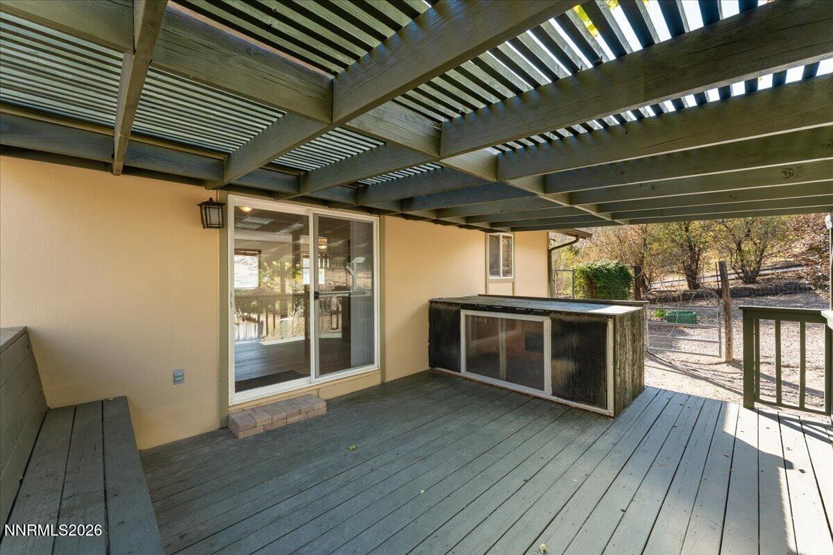 305 Steamboat Court Property Photo 36