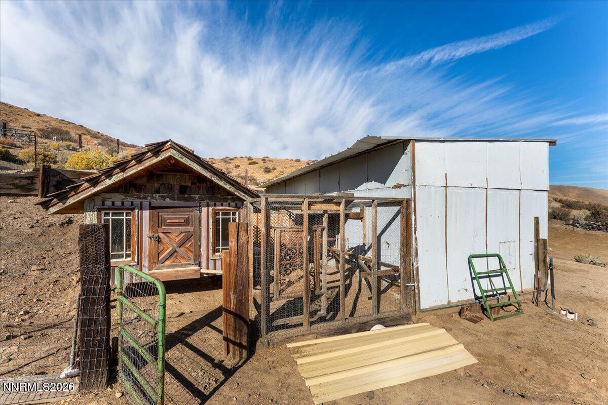 305 Steamboat Court Property Photo 42