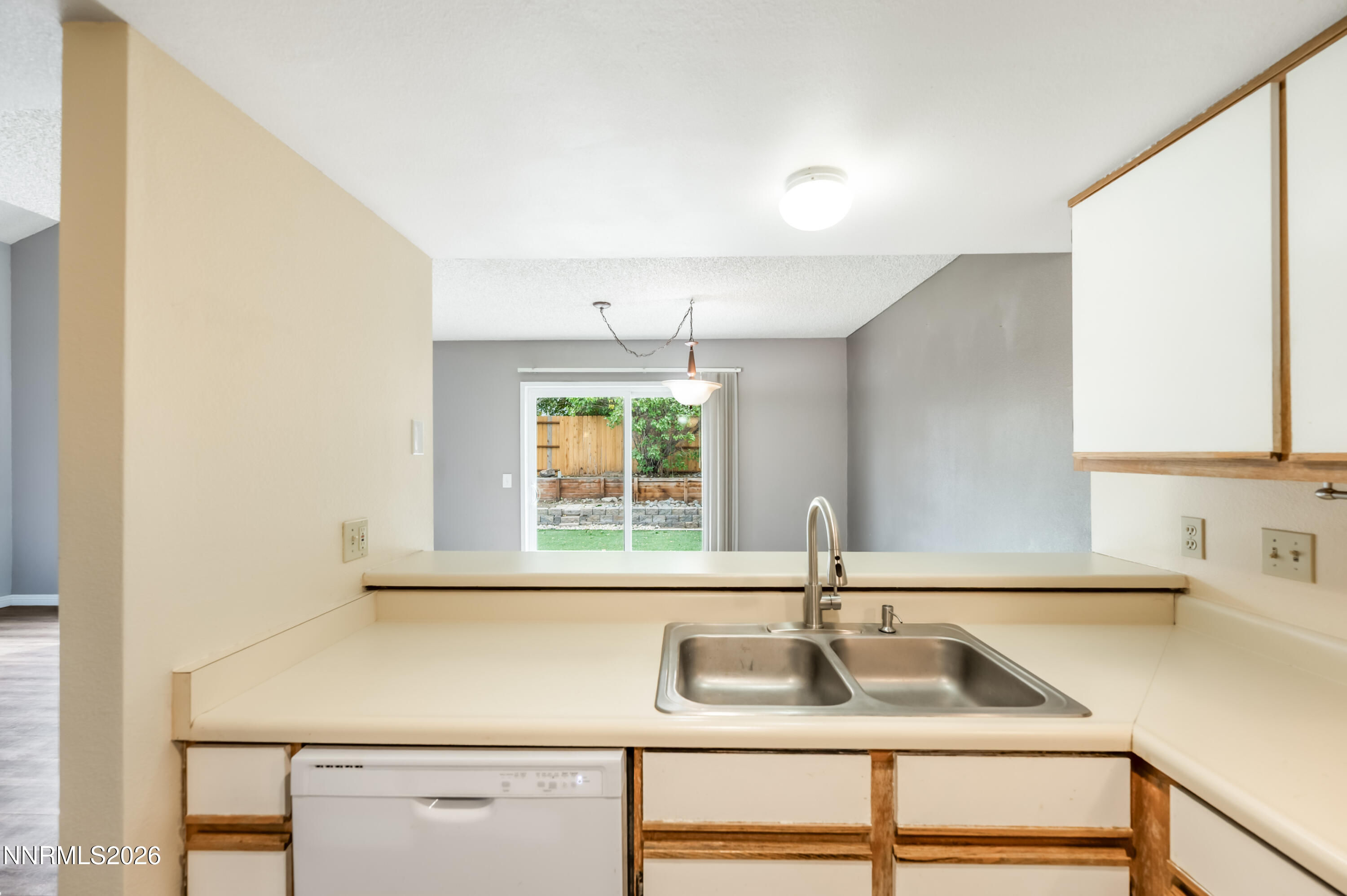 1719 Chatterley Lane Property Photo 15
