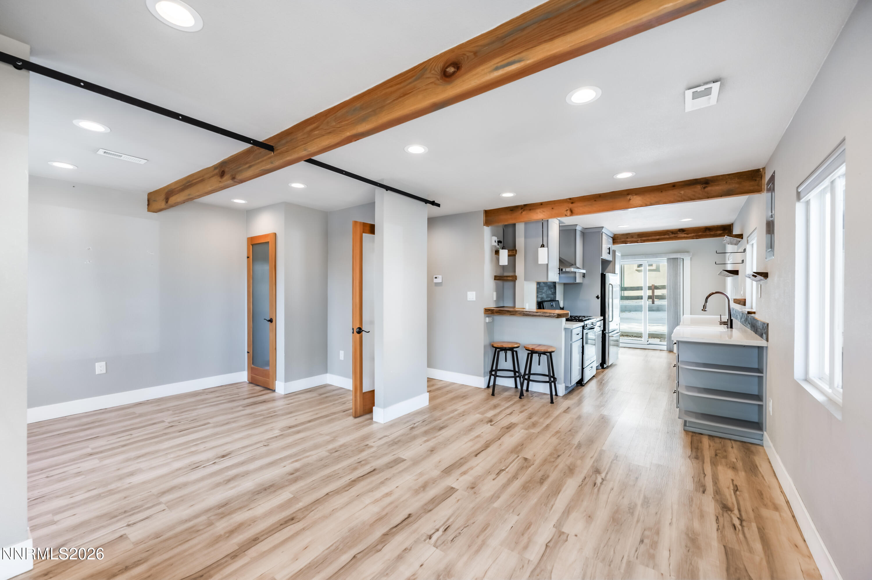 805 Forest Street Property Photo 8