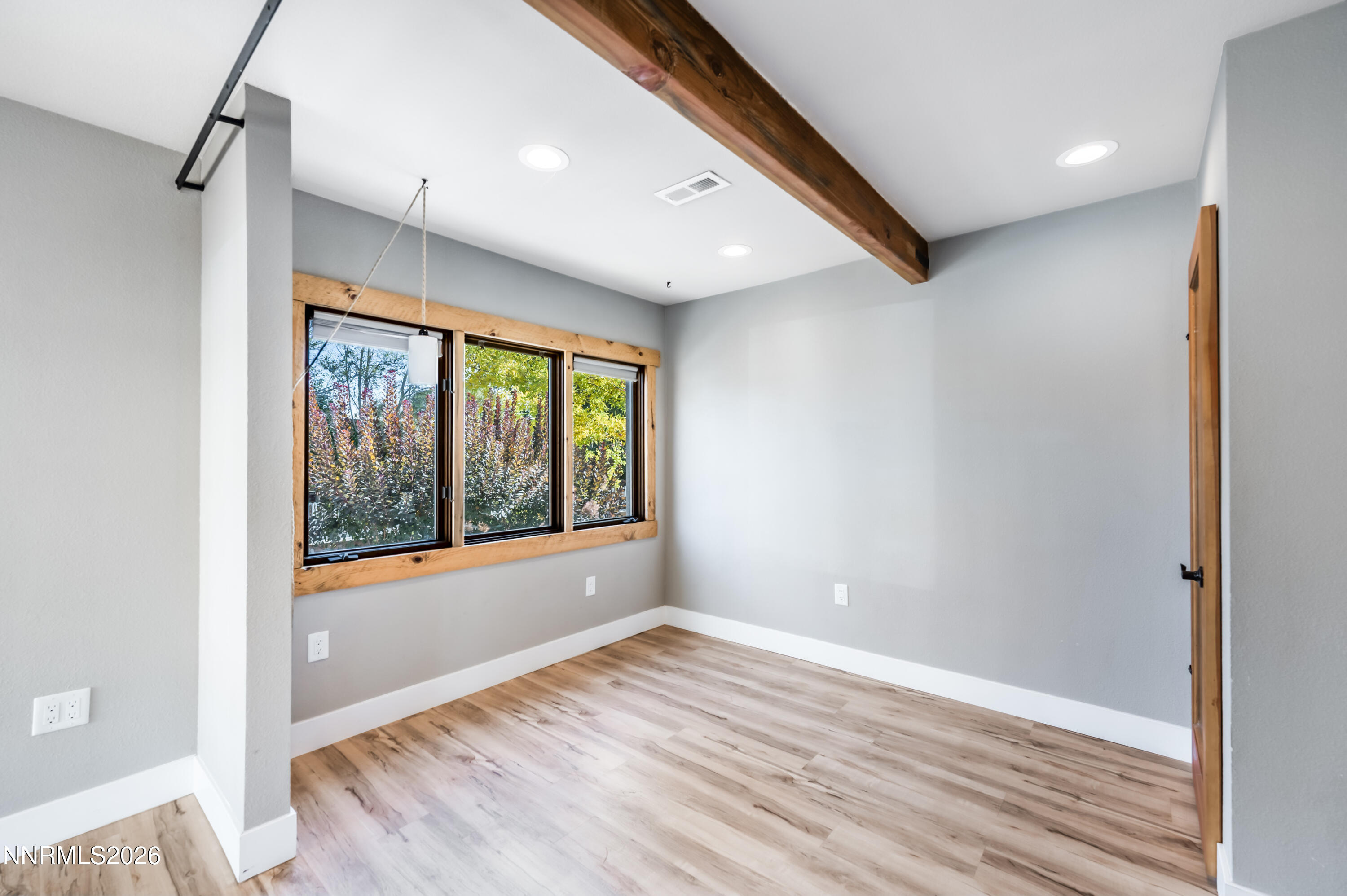 805 Forest Street Property Photo 10