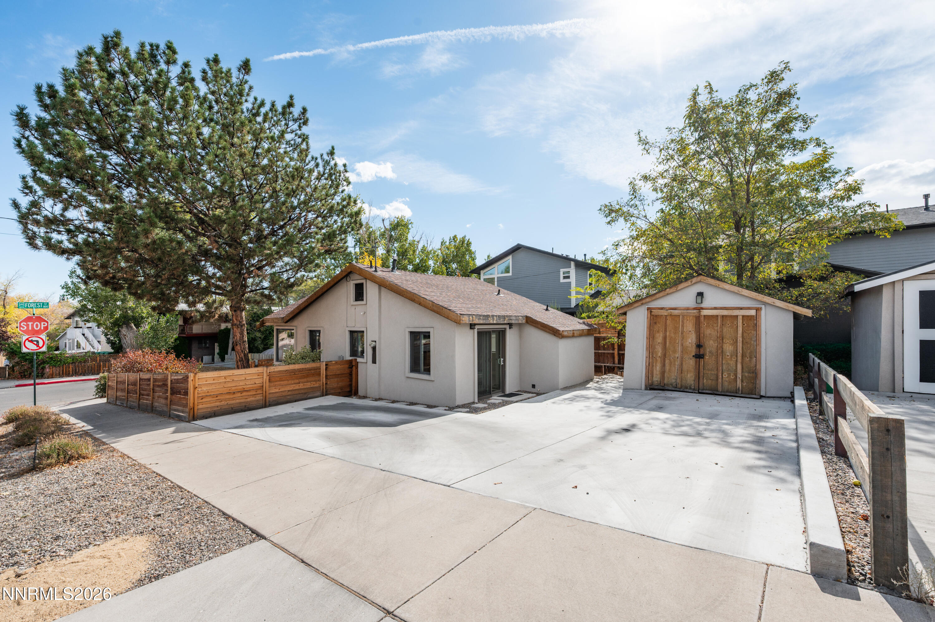 805 Forest Street Property Photo 26