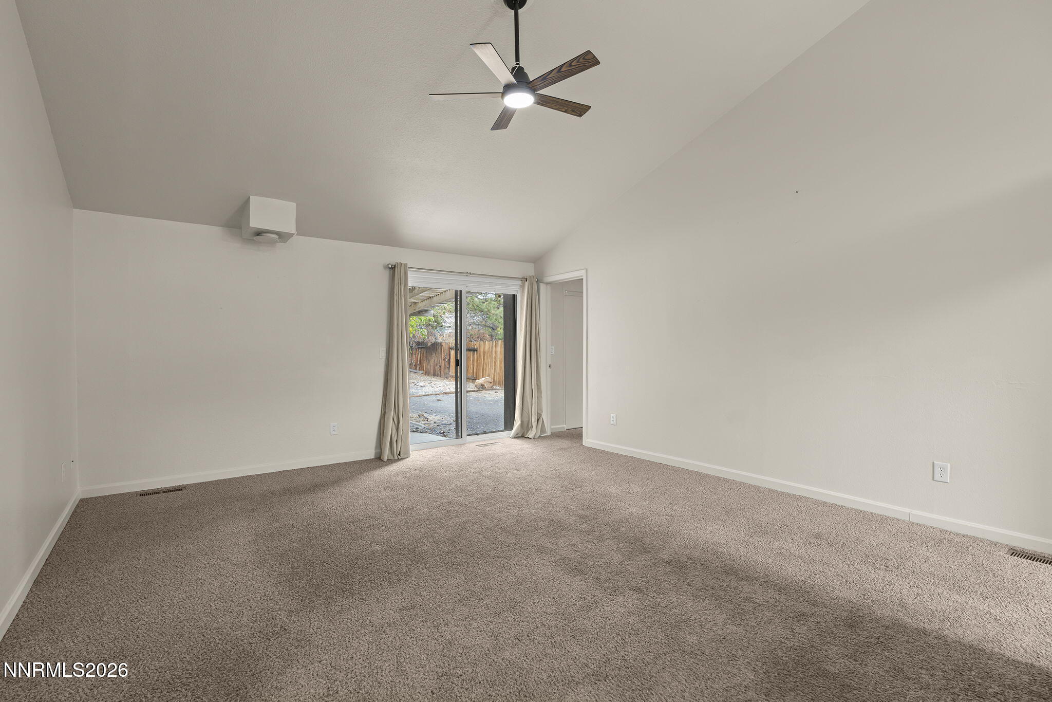 6745 Evening Star Drive Property Photo 9