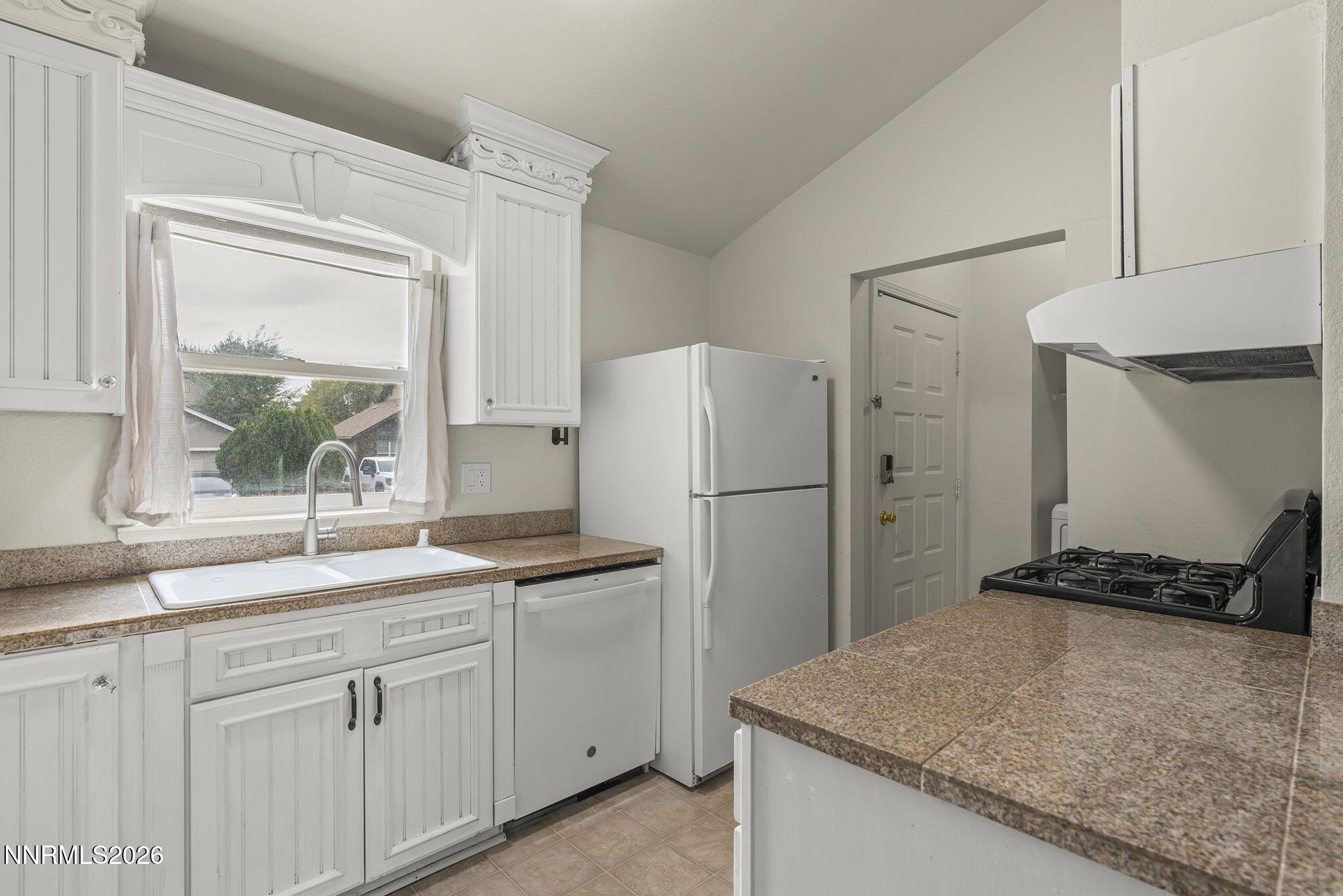 6745 Evening Star Drive Property Photo 12