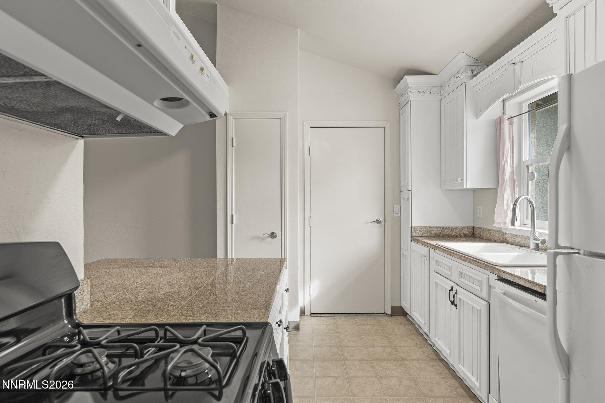 6745 Evening Star Drive Property Photo 14