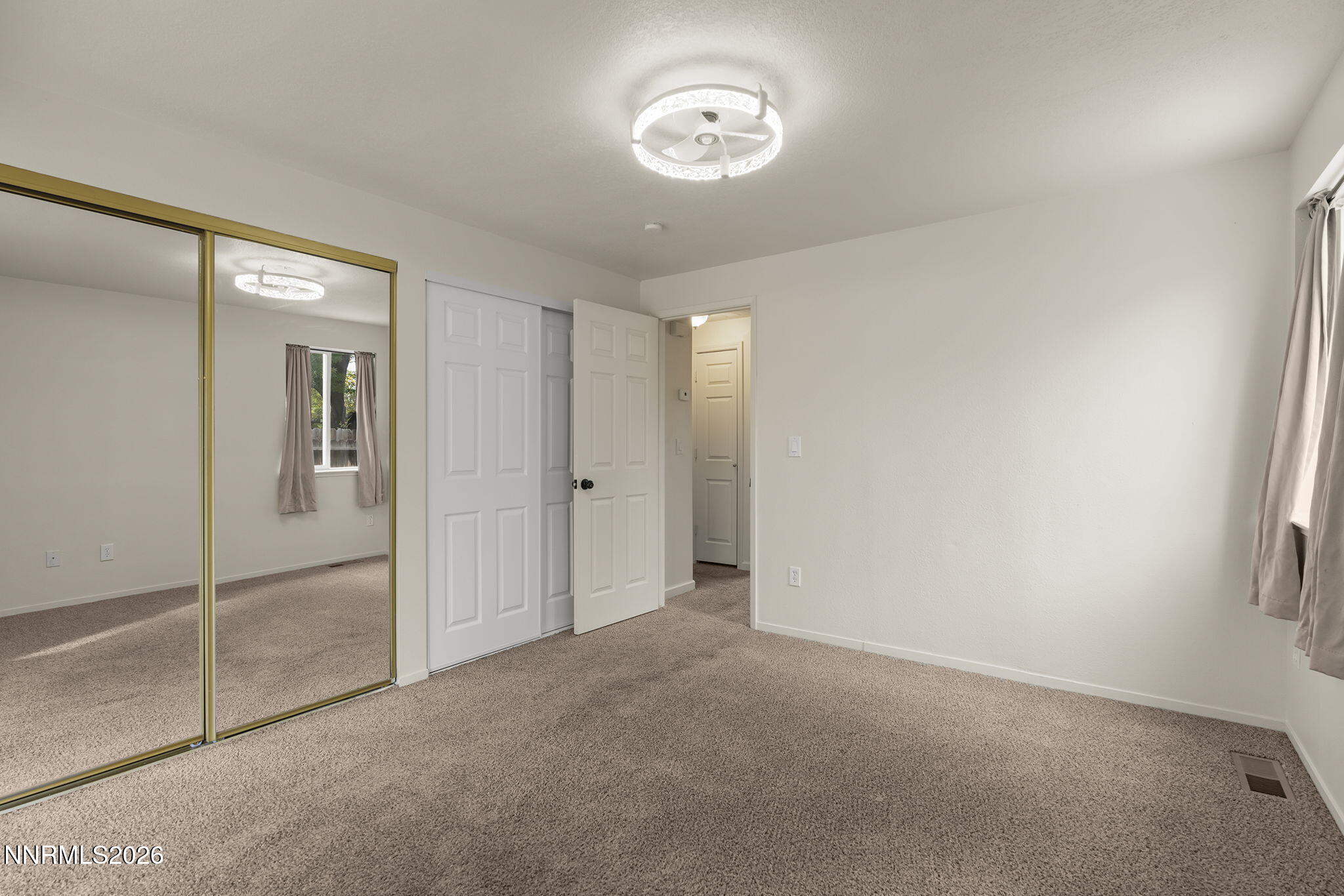 6745 Evening Star Drive Property Photo 18