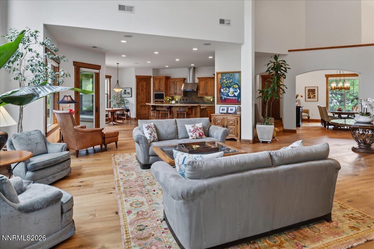 5915 Cartier Drive Property Photo 10