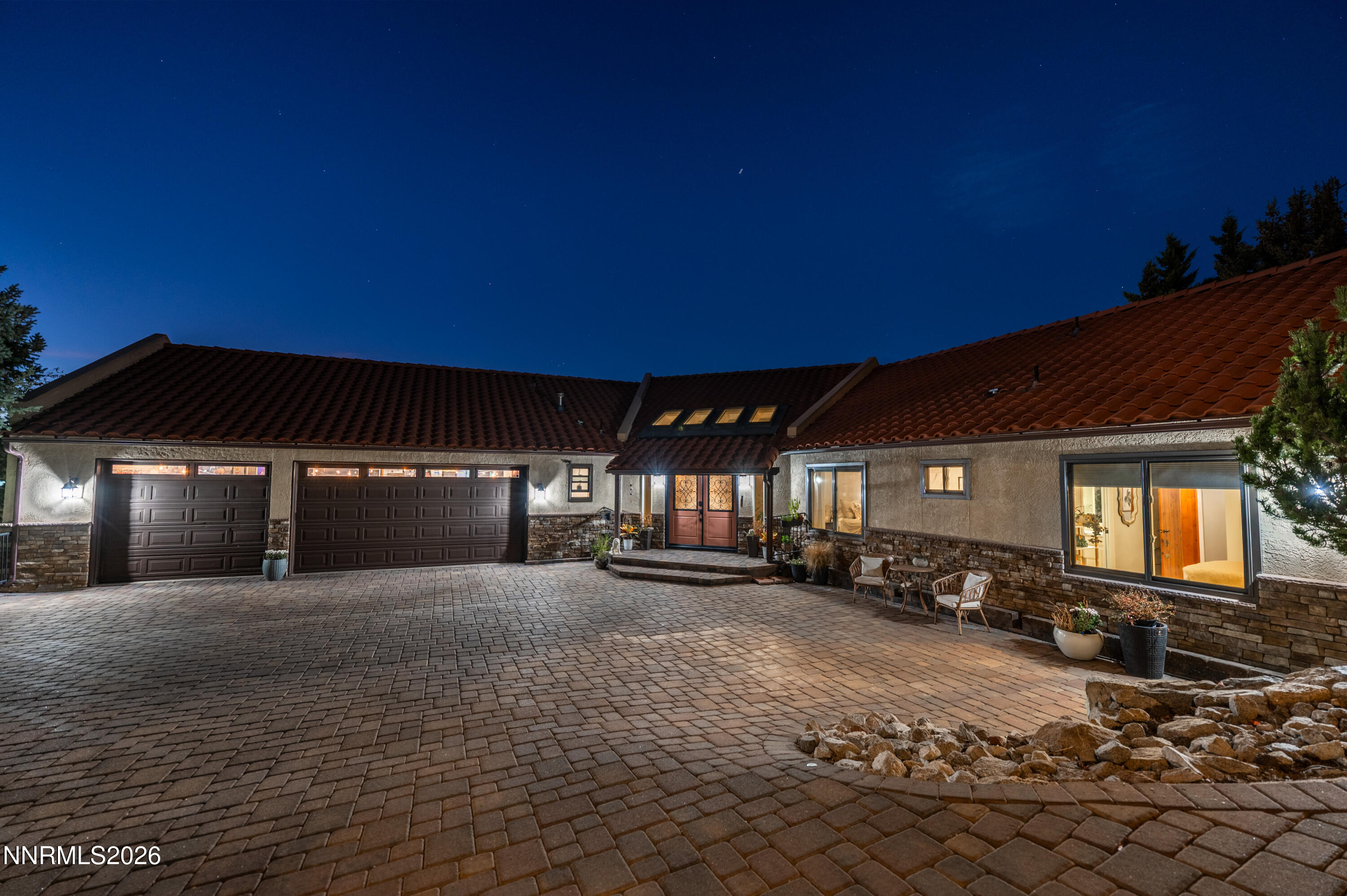 1547 Kestrel Court Property Photo 1