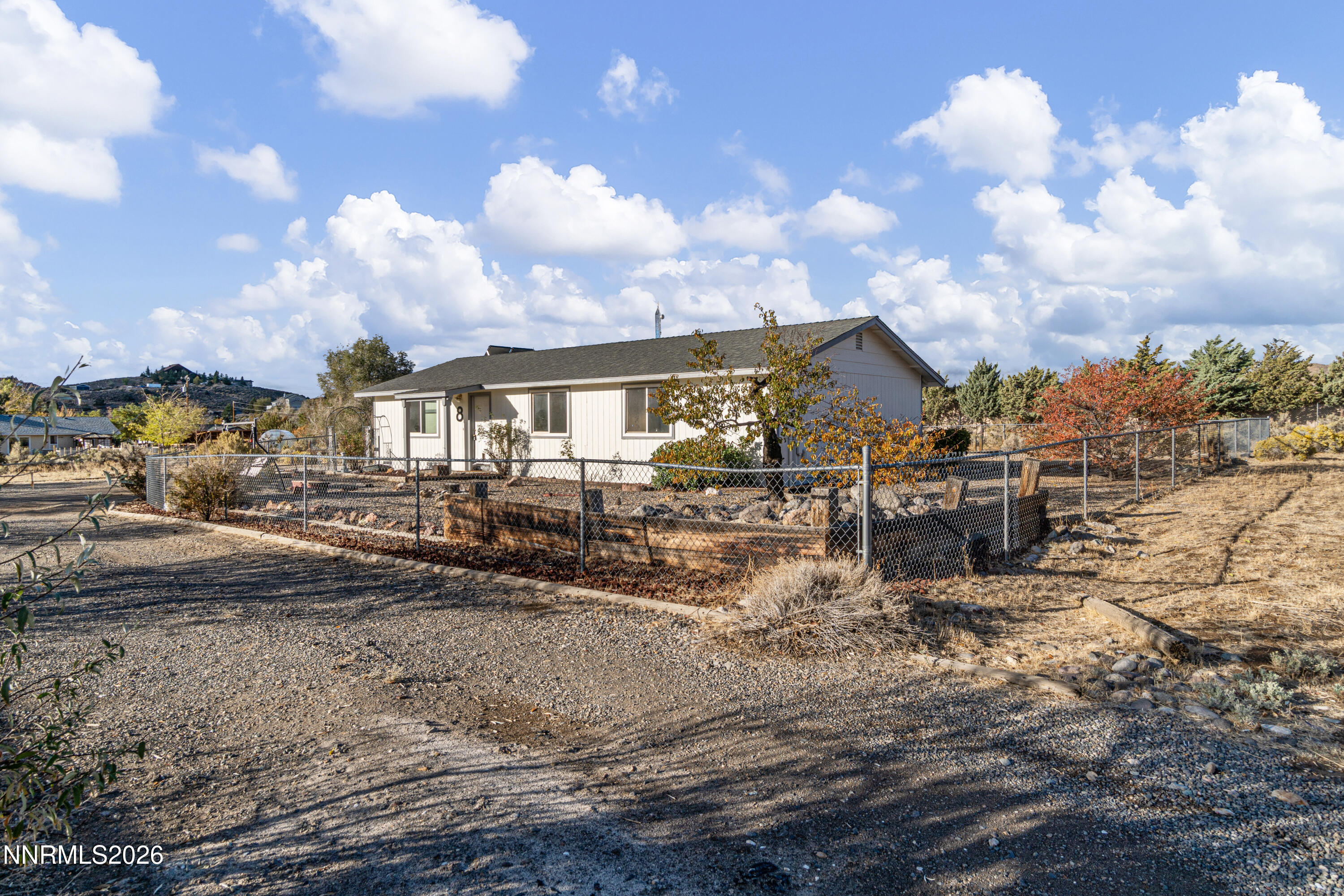 8 Jeanette Circle Property Photo 1