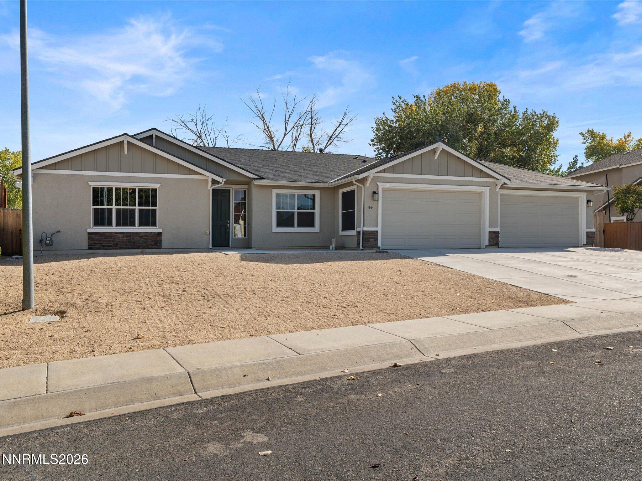 1144 Dixie Lane Property Photo 1