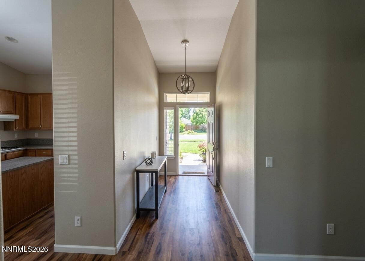 6952 Cinnamon Drive Property Photo 3